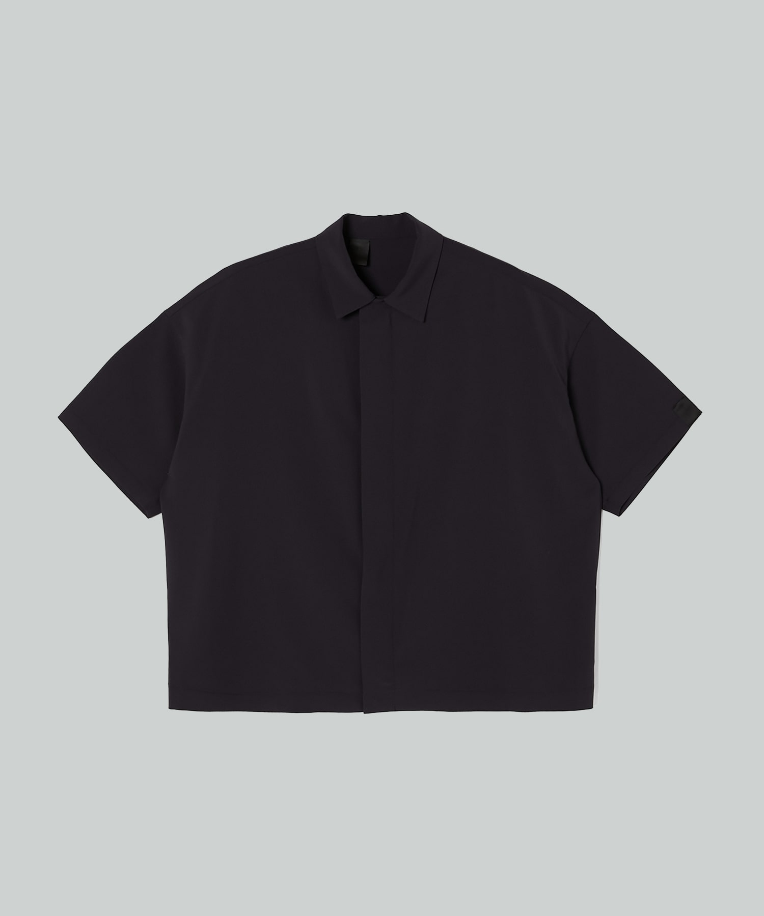 2251-SH58-003 ZIP UP HALF SLEEVE SHIRT