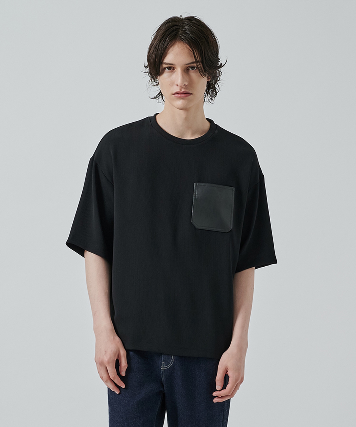 DRY DOBBY LEATHER POCKET TEE
