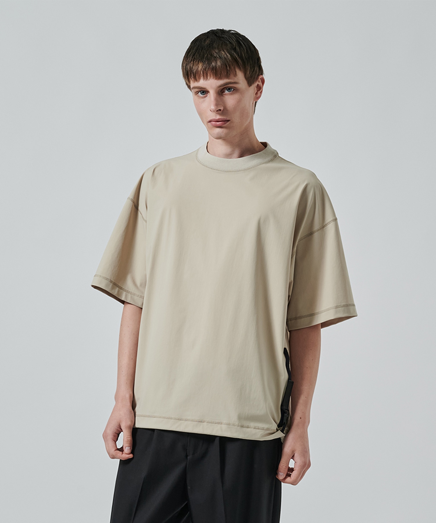 9251-CS52-012 TEE