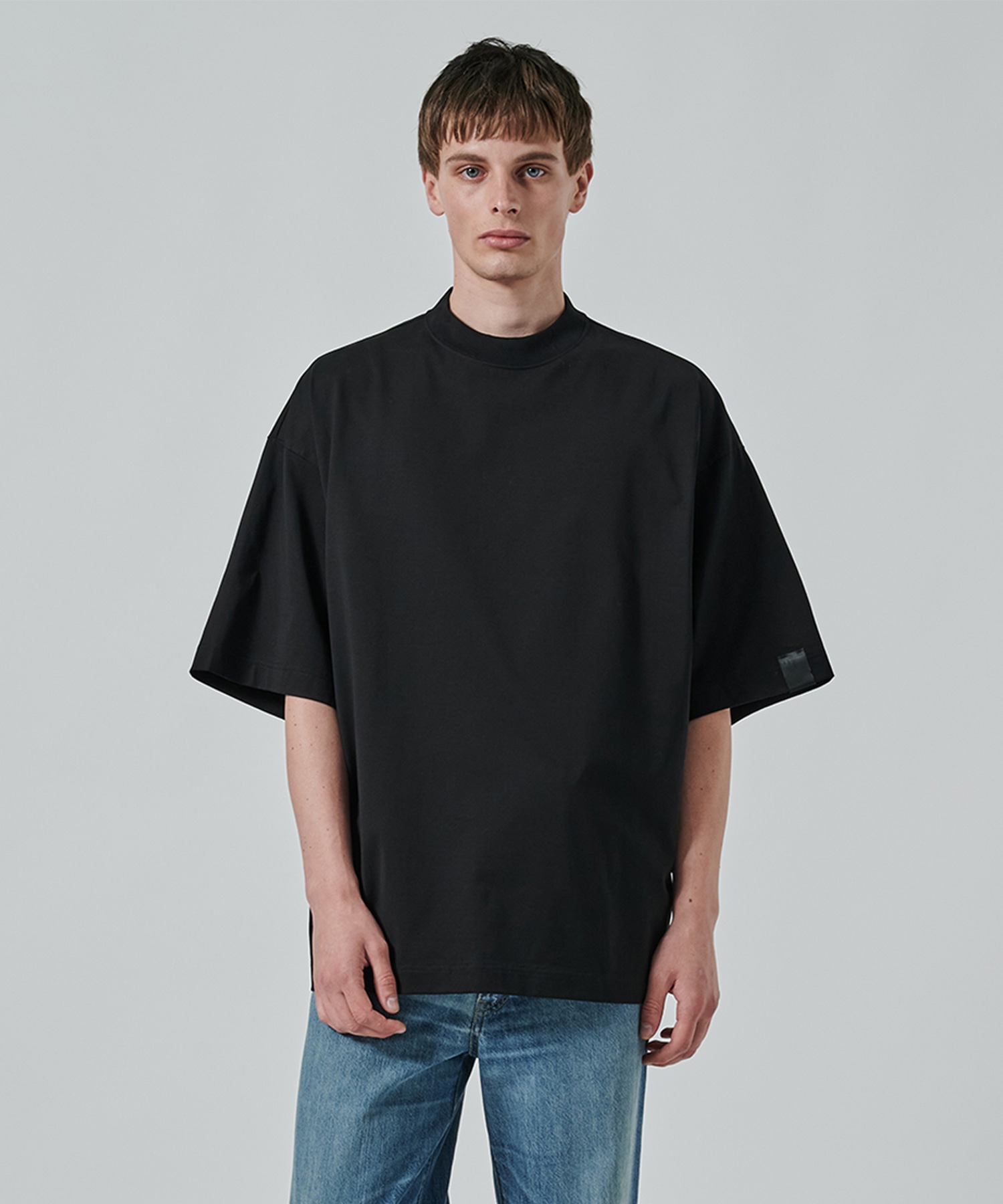 BIG T-SHIRT