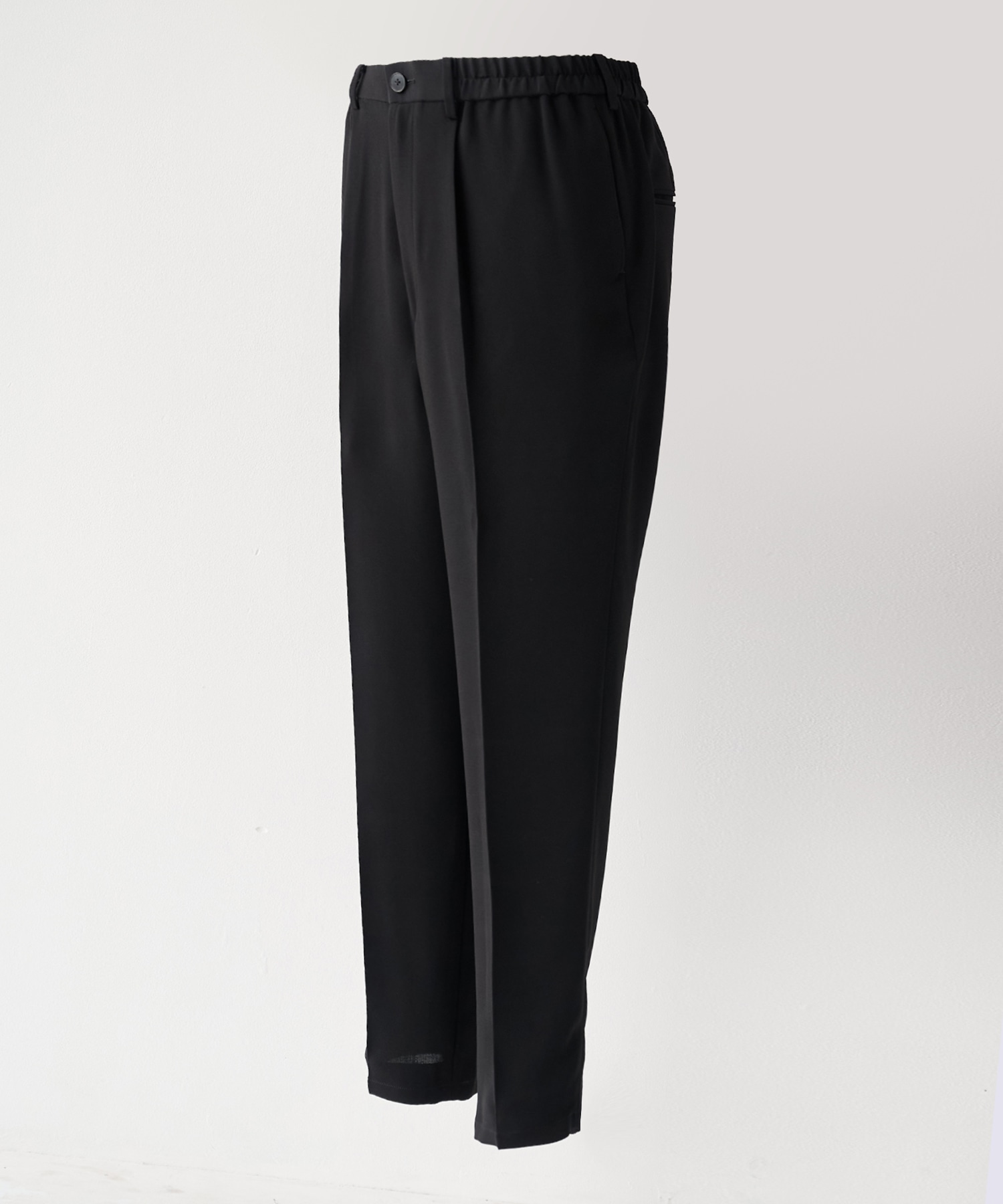SUMMER ESSENTIAL TAPERED PANTS