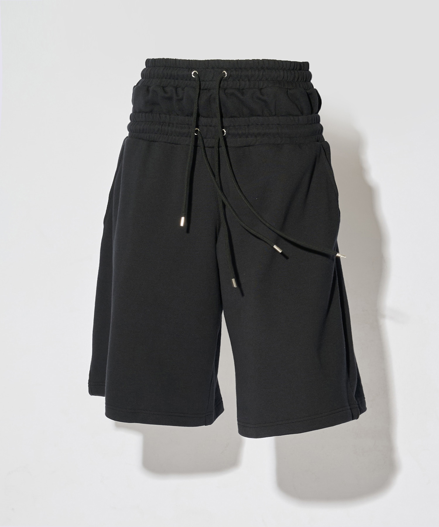 別注SWEAT TUCKED SHORTS