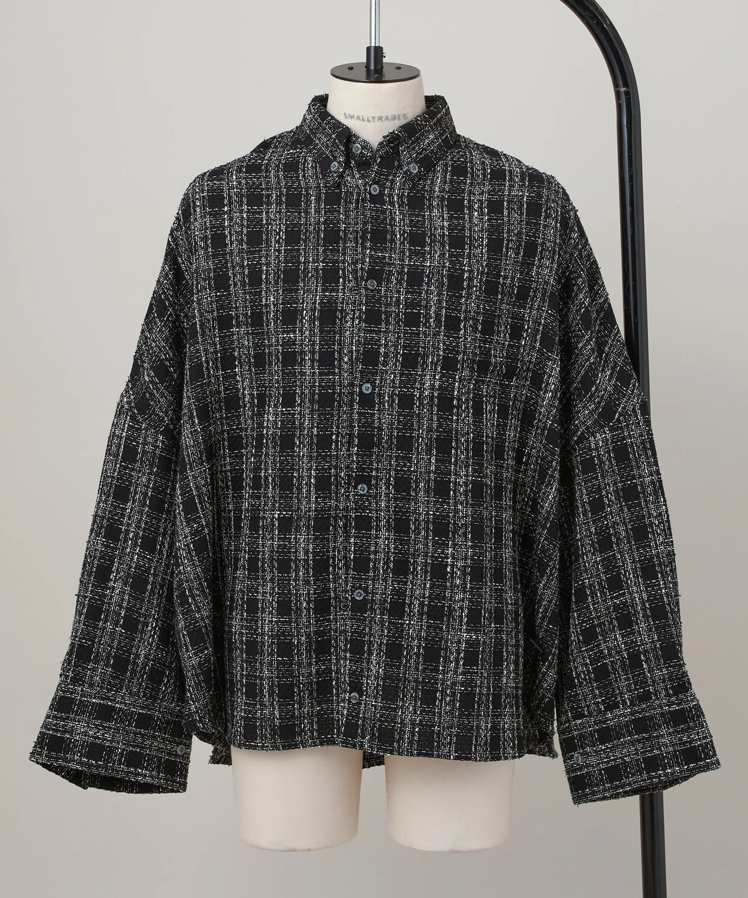 GIANT SHIRT(ISSUE#7)