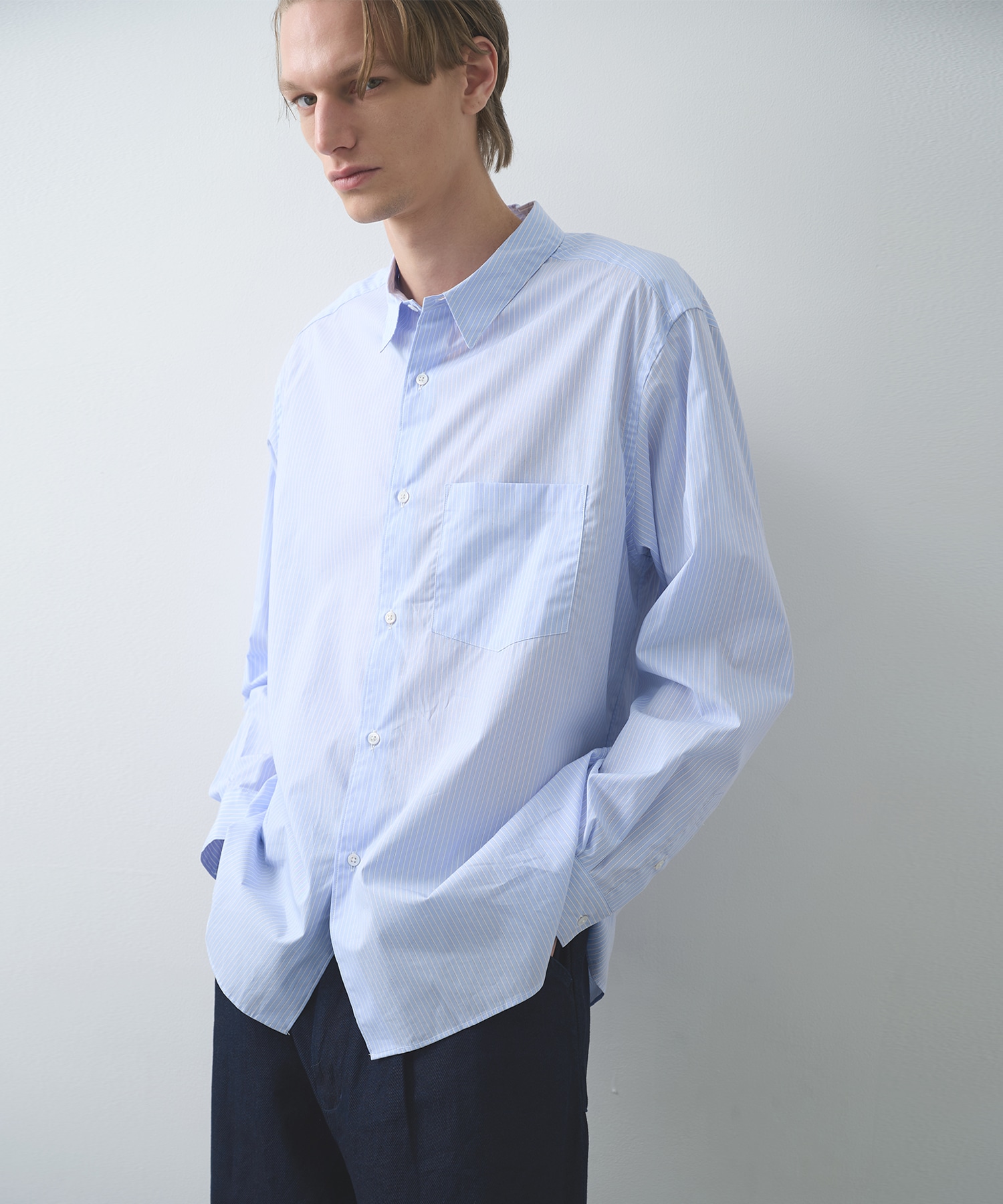 Regular collar stripe shirt