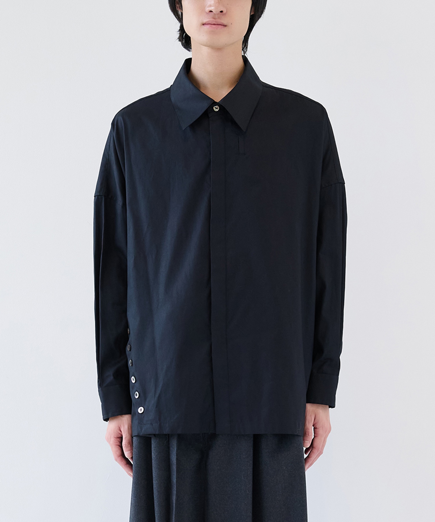 アシンメトリービッグシャツ