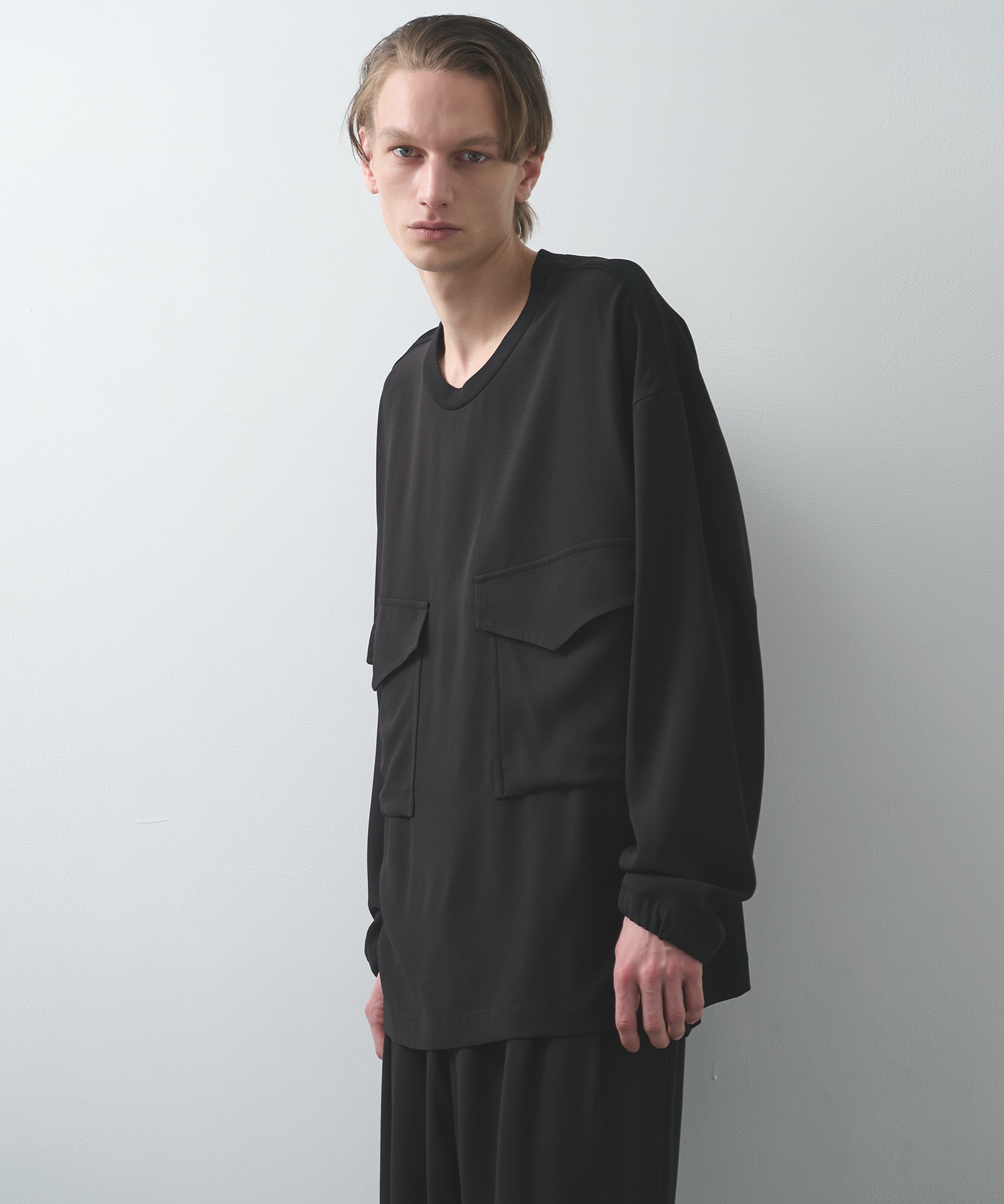 Pocket Long Sleeve Pullover