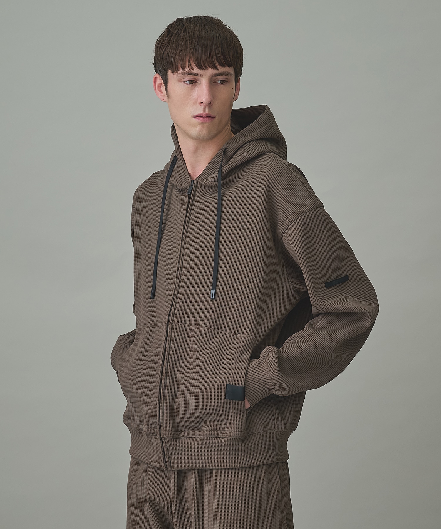 別注 WAFFLE ZIP UP HOODIE