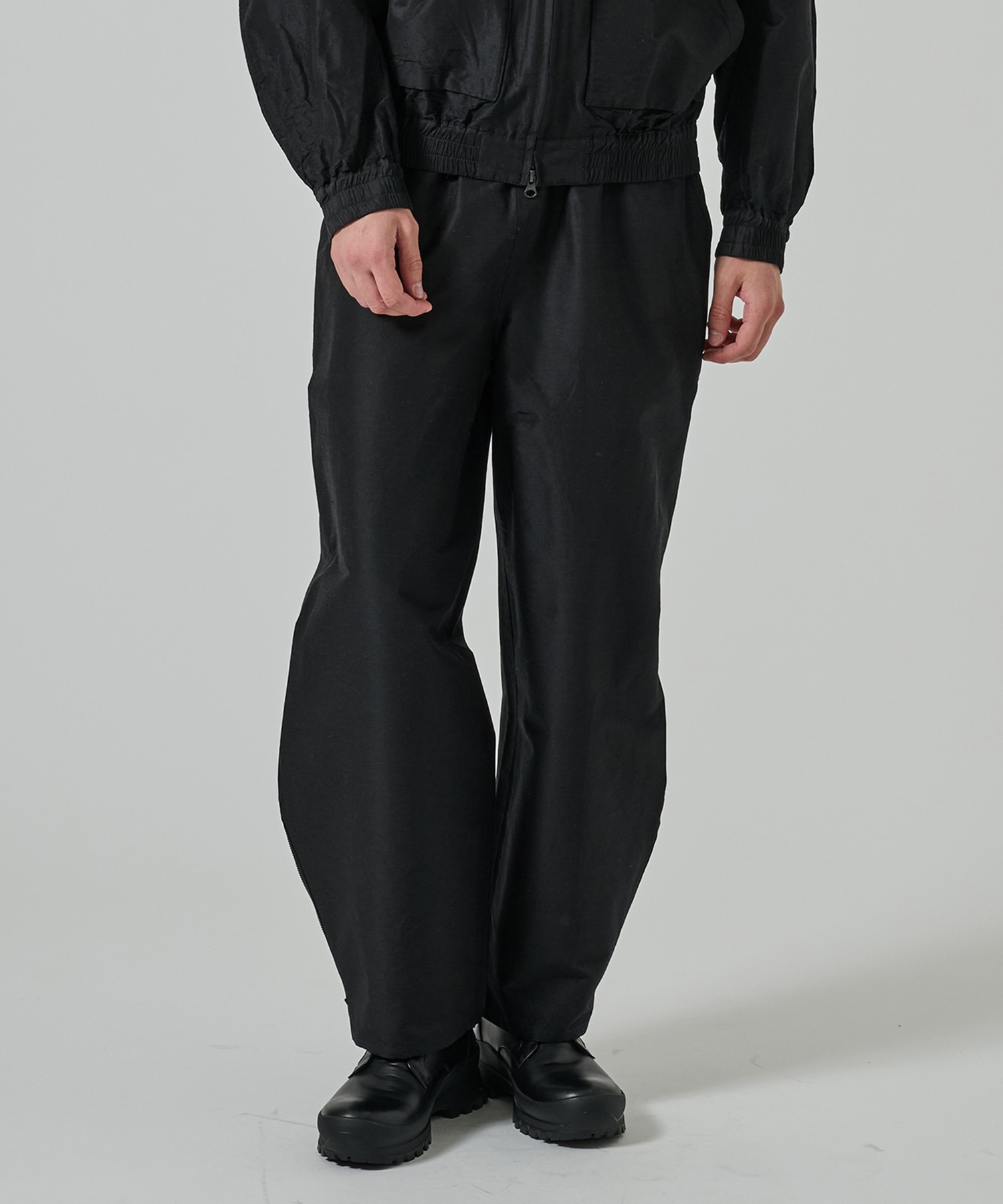 ウールシルク高密度タイプライター / アジャスタブルヘムイージーワイドパンツ, Chambray Black