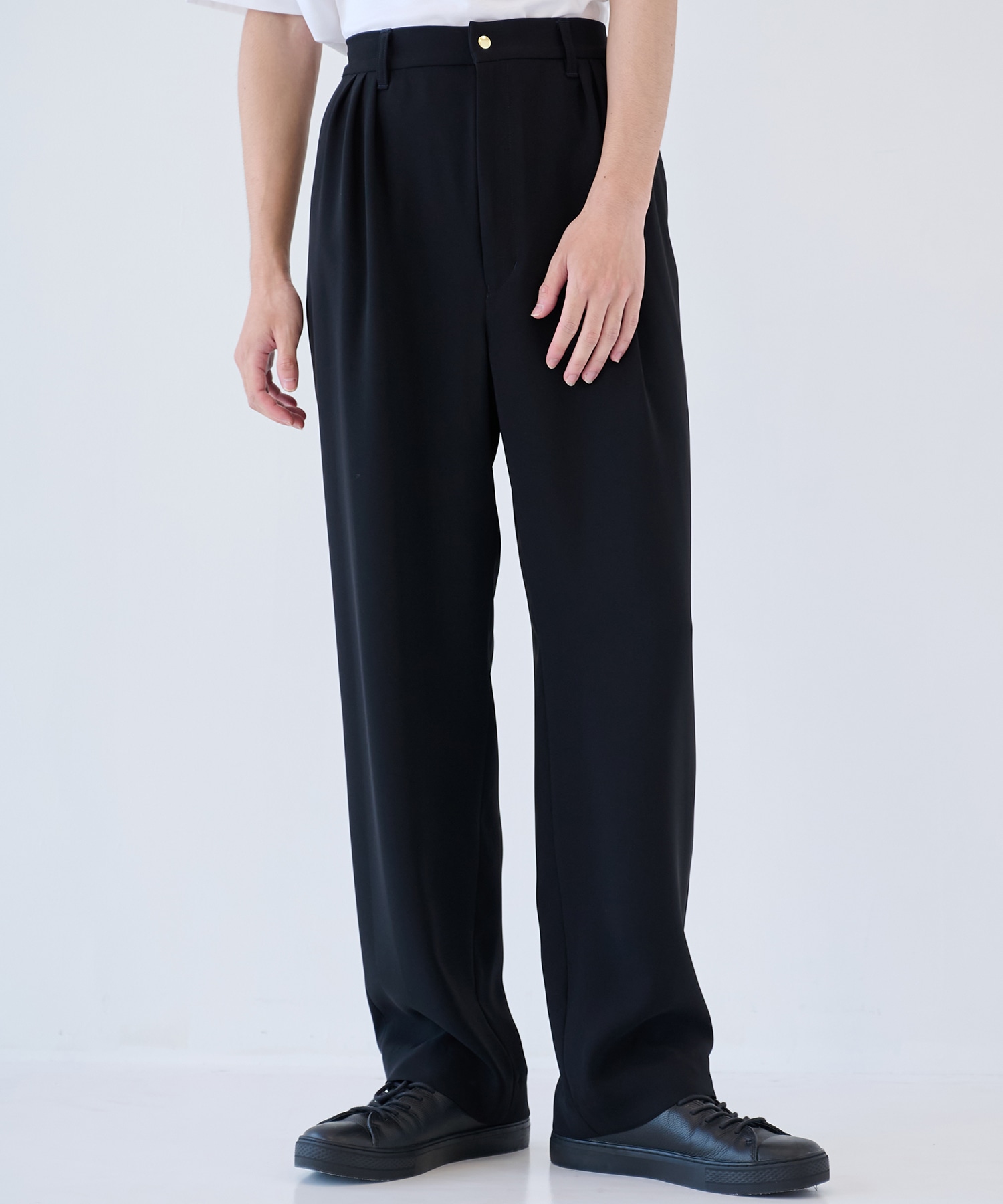 Double Cloth 3Tuck Semi Wide Pants