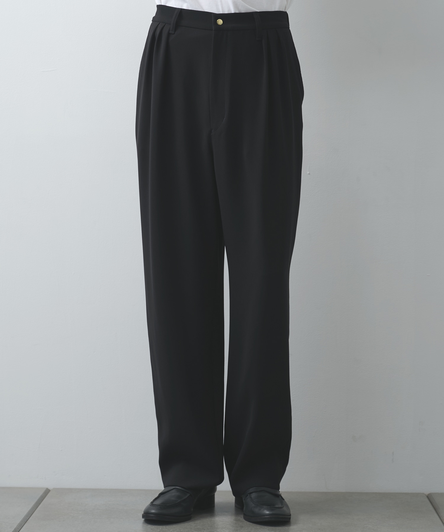 Double Cloth 3Tuck Semi Wide Pants