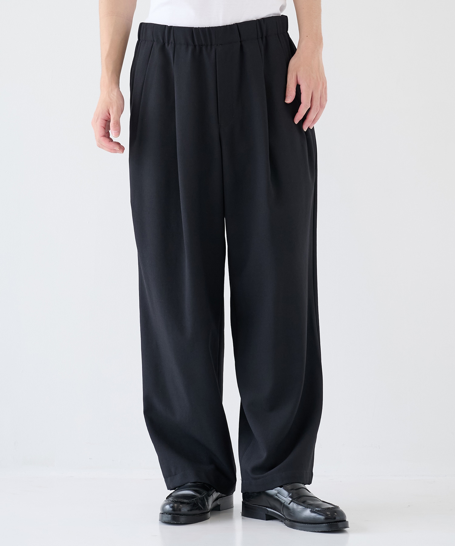 〈別注〉 TWO TUCK STRAIGHT EASY PANTS