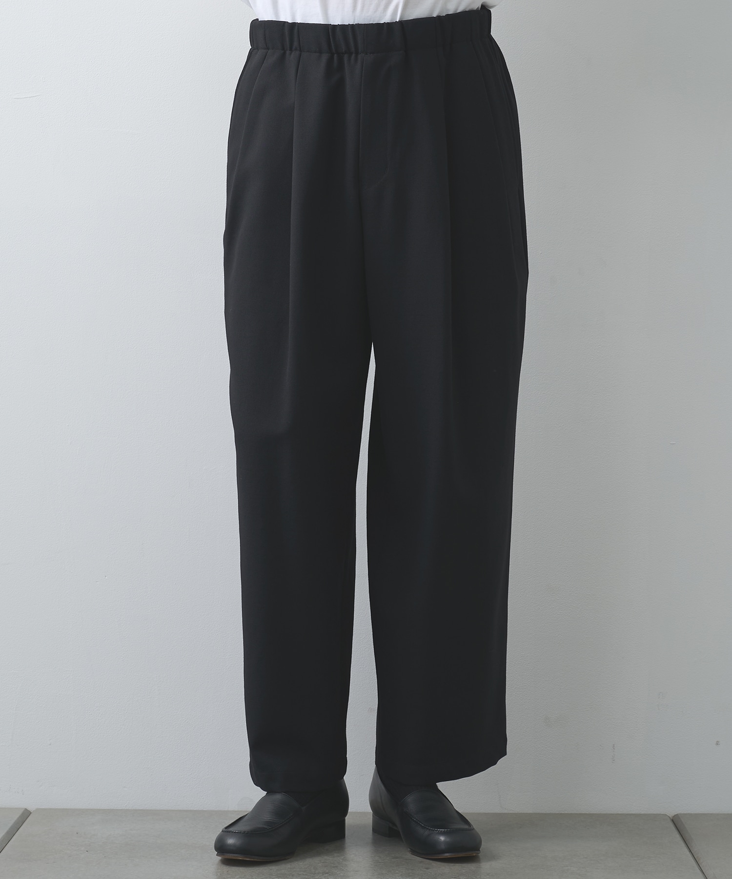 〈別注〉 TWO TUCK STRAIGHT EASY PANTS