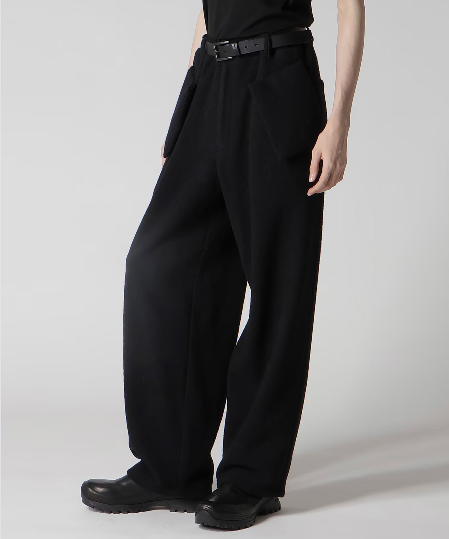 BOUCLE SINGLE JERSEY PADDED POCKET PANTS