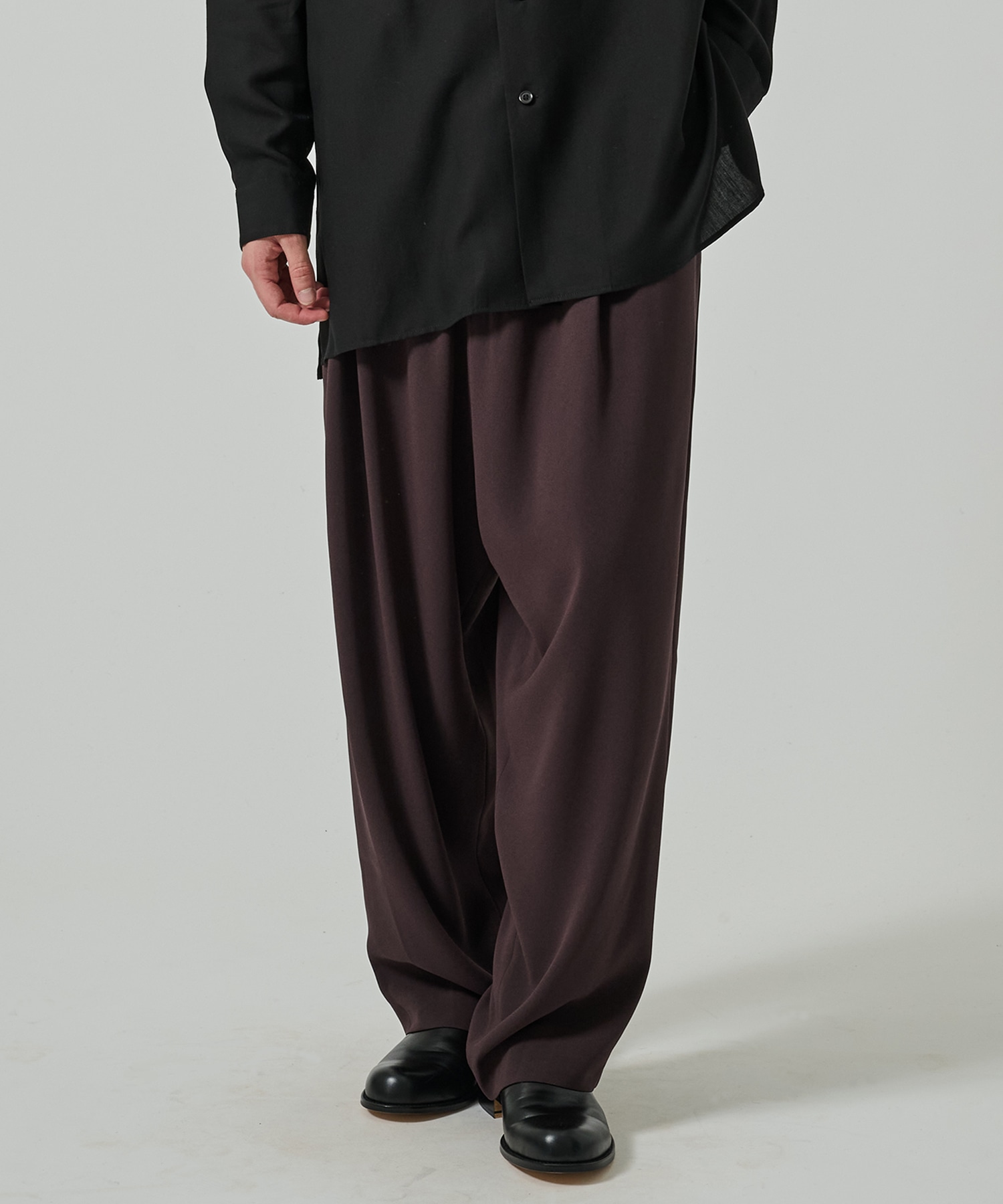 Wide 2 Tuck PNT