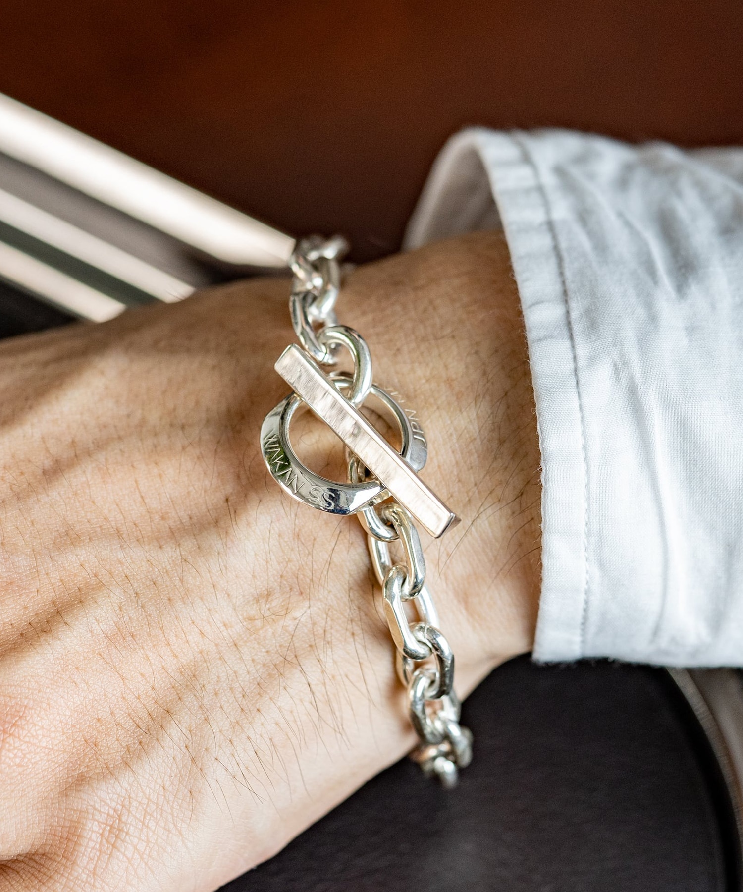 BN-053 Triangle bar bracelet