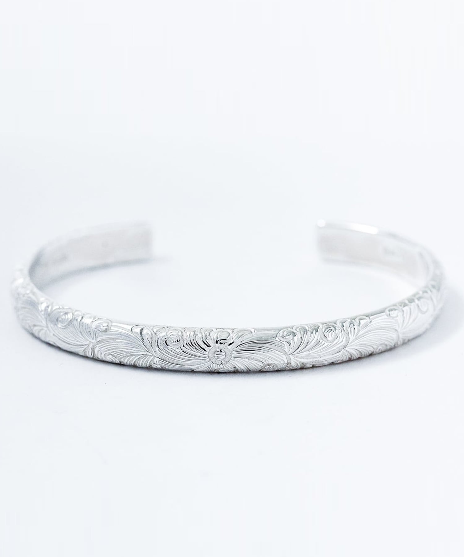 BN-069 7mm Arabesque bangle (S)