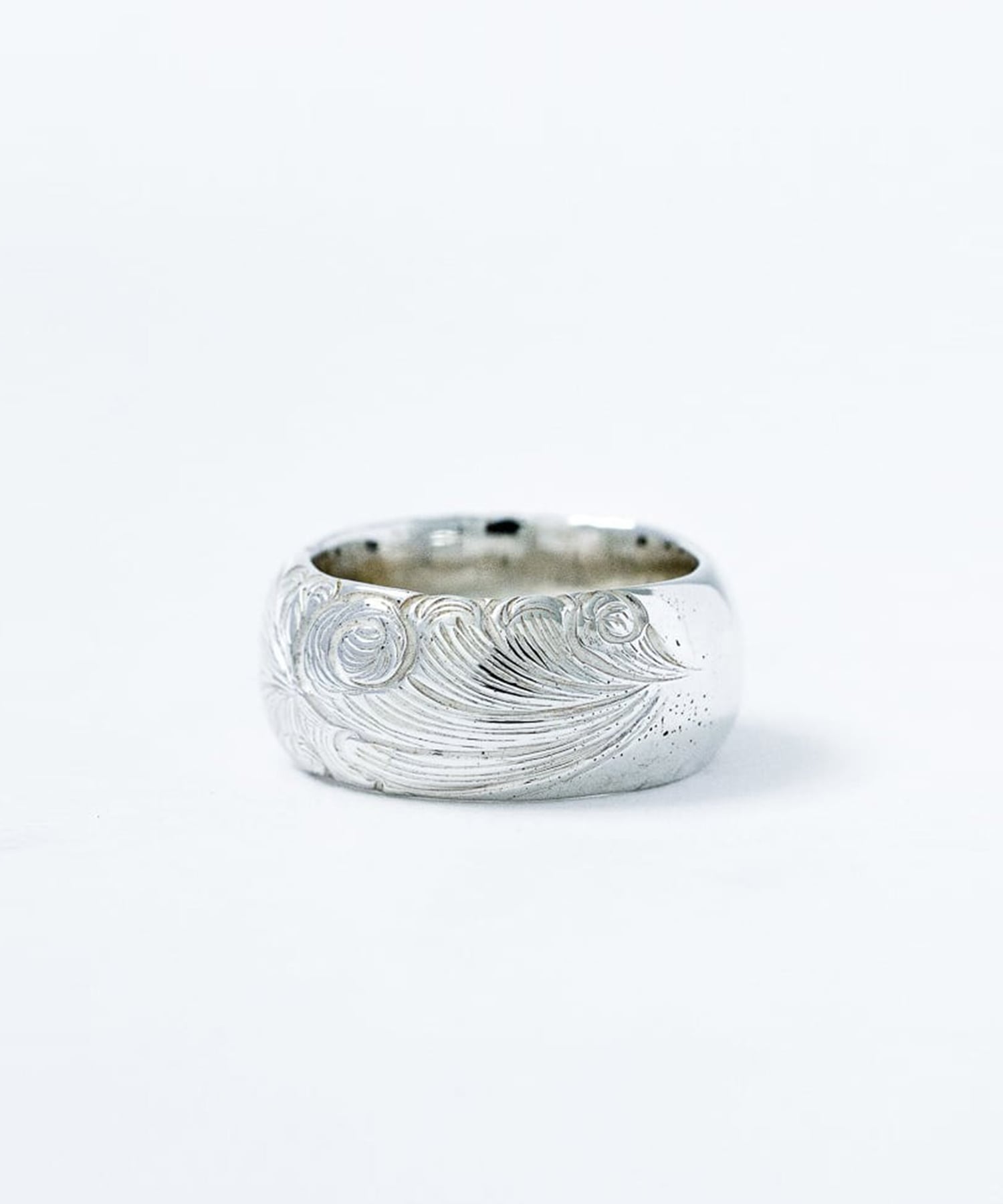 R-065 Arabesque half round ring (L)