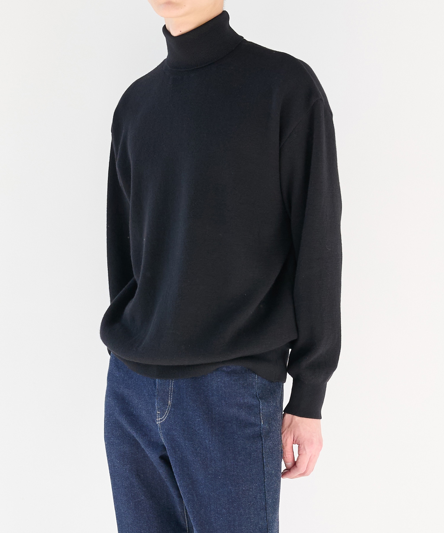 CASHMERE WOOL TURTLENECK KNIT