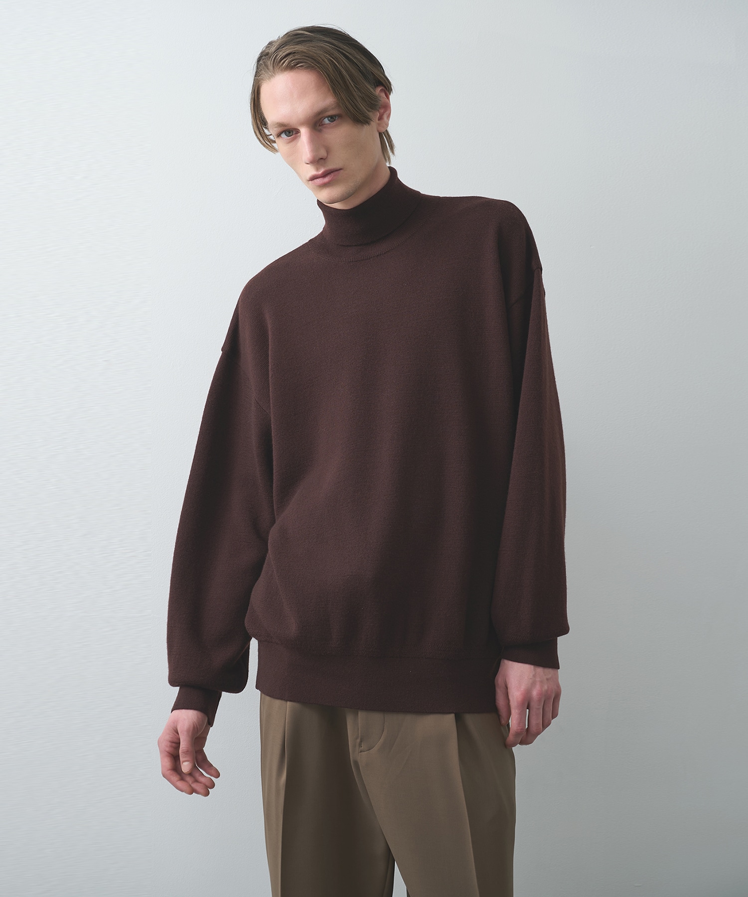 CASHMERE WOOL TURTLENECK KNIT