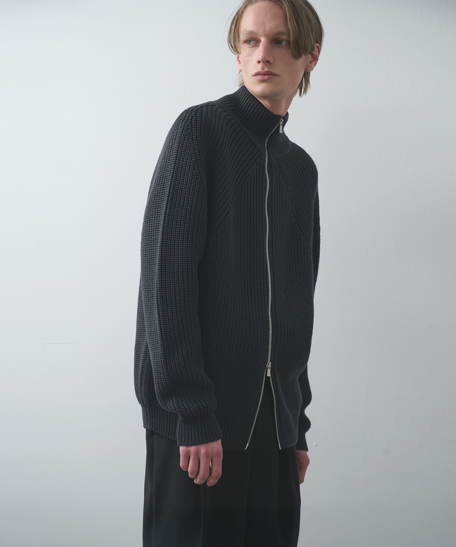 SIGNATURE DRIVERS KNIT