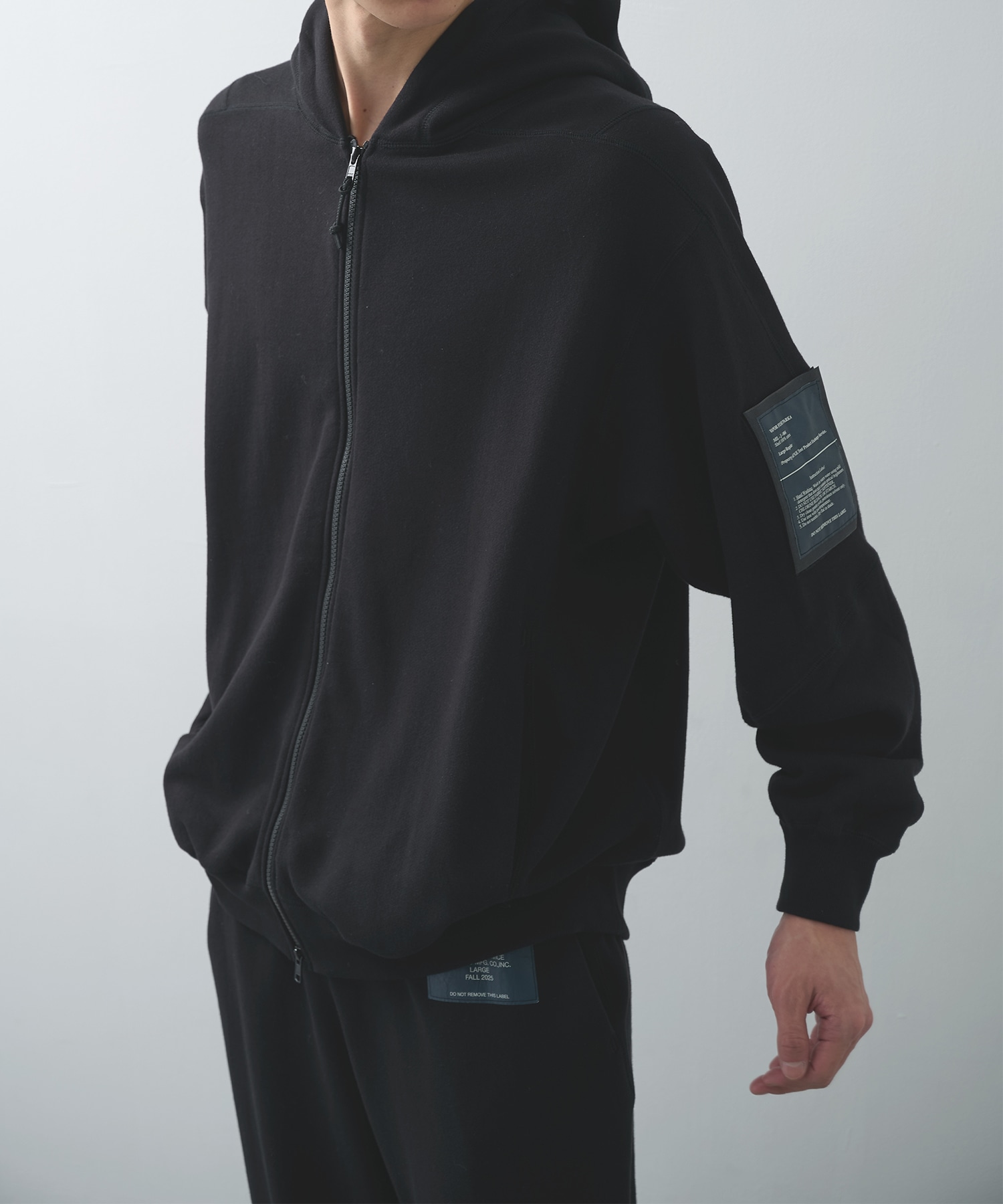 別注 9256-BL01-901 ZIP HOODIE