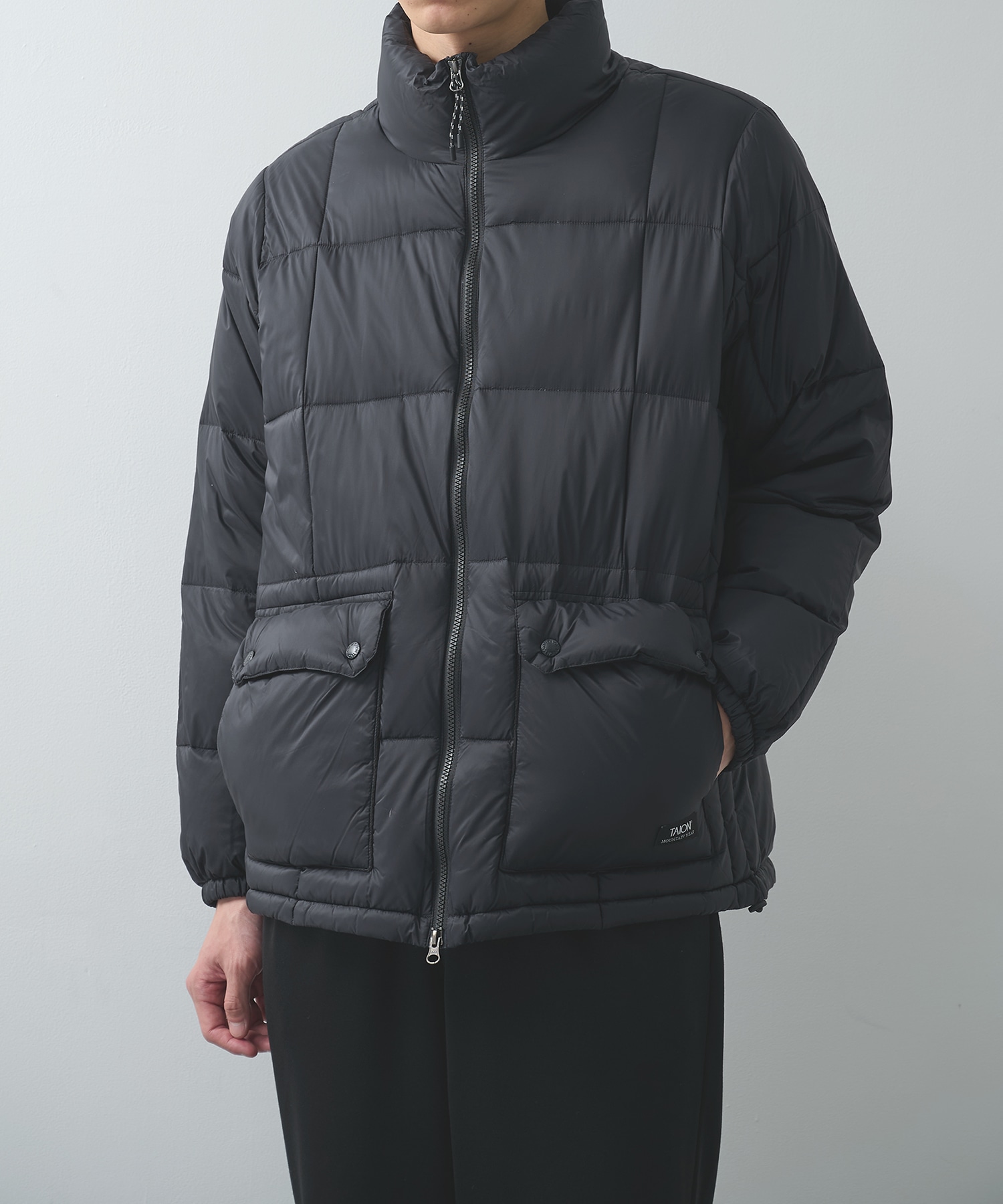 MOUNTAIN HI-NECK VOLUME DOWN JACKET