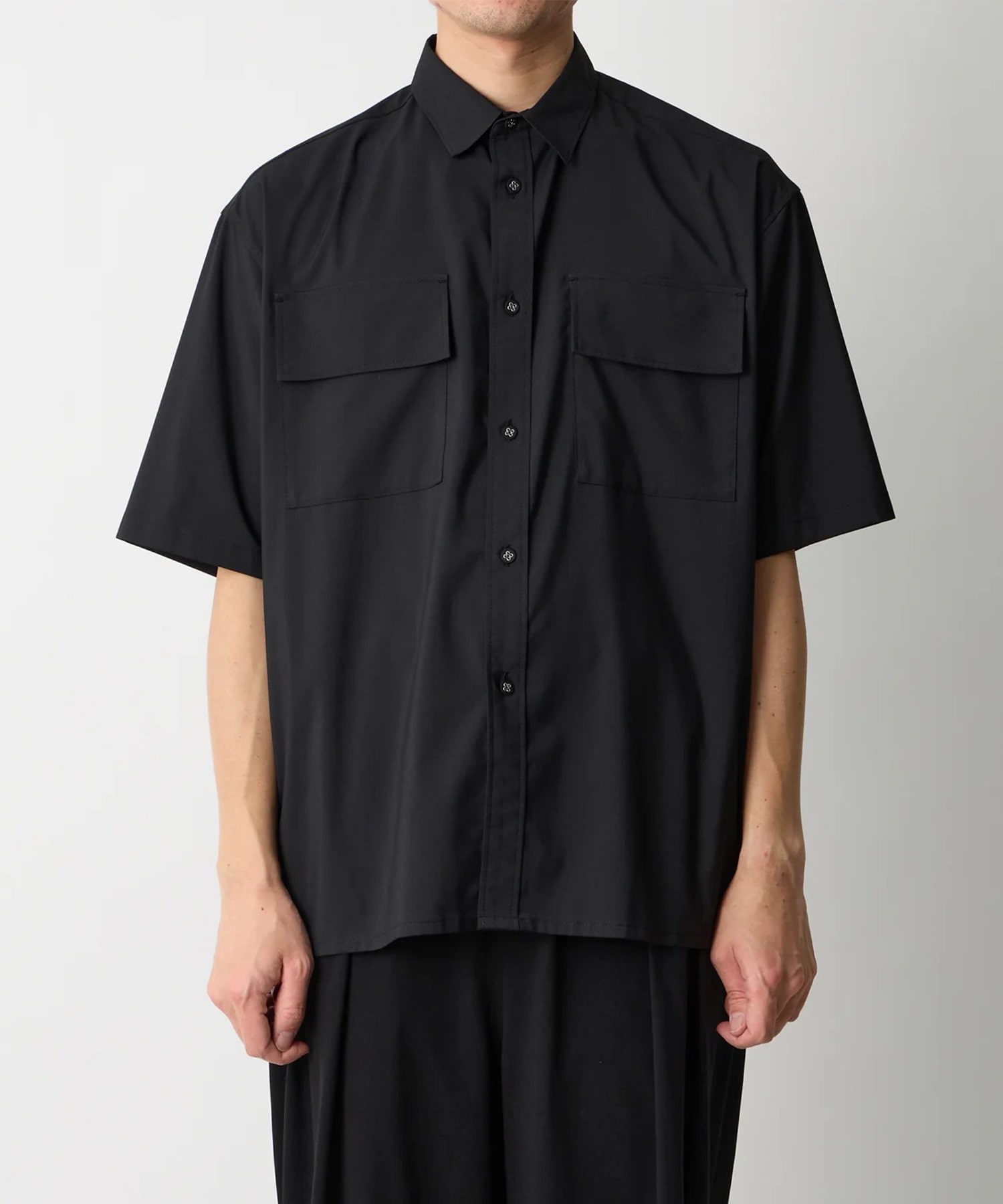 REGULAR COLLAR HALF SLEEVE SHIRT