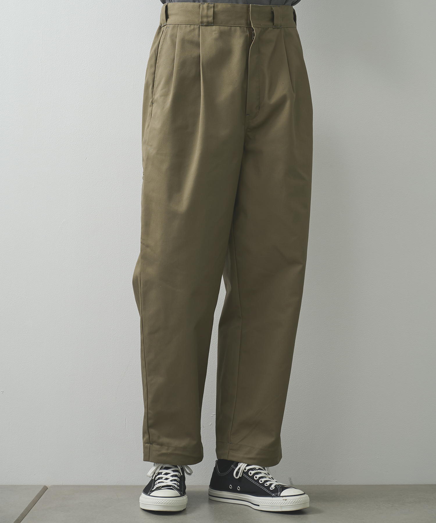 2261-CP40-029× Dickies / 2TUCKS TROUSERS
