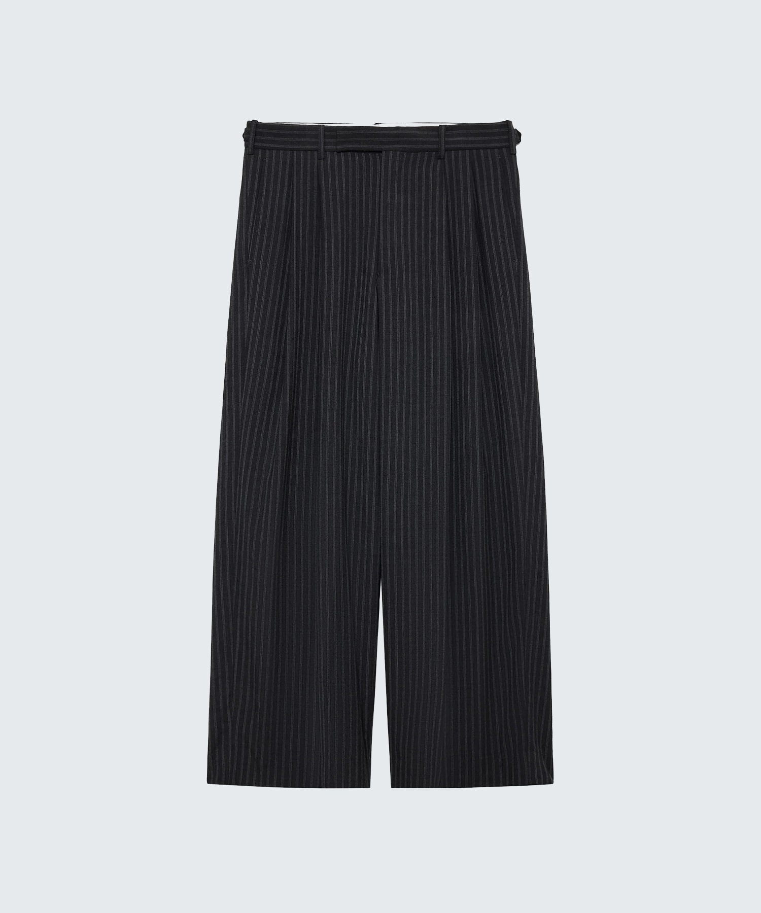 TWO TUCK BAGGY TROUSERS