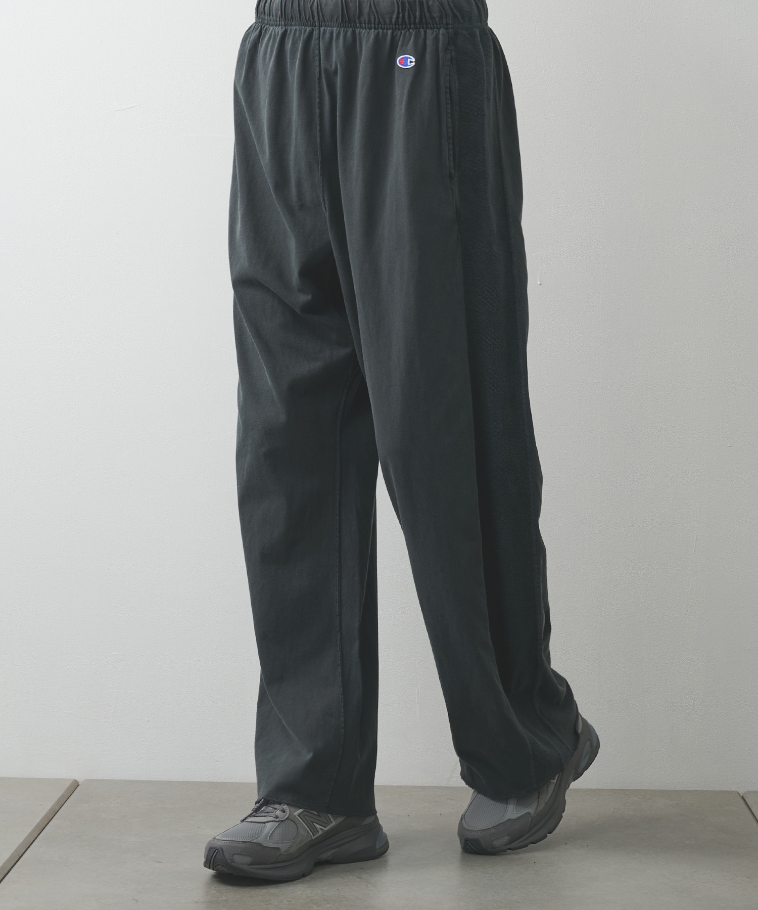 N.HOOLYWOOD × Champion / SWEATPANTS