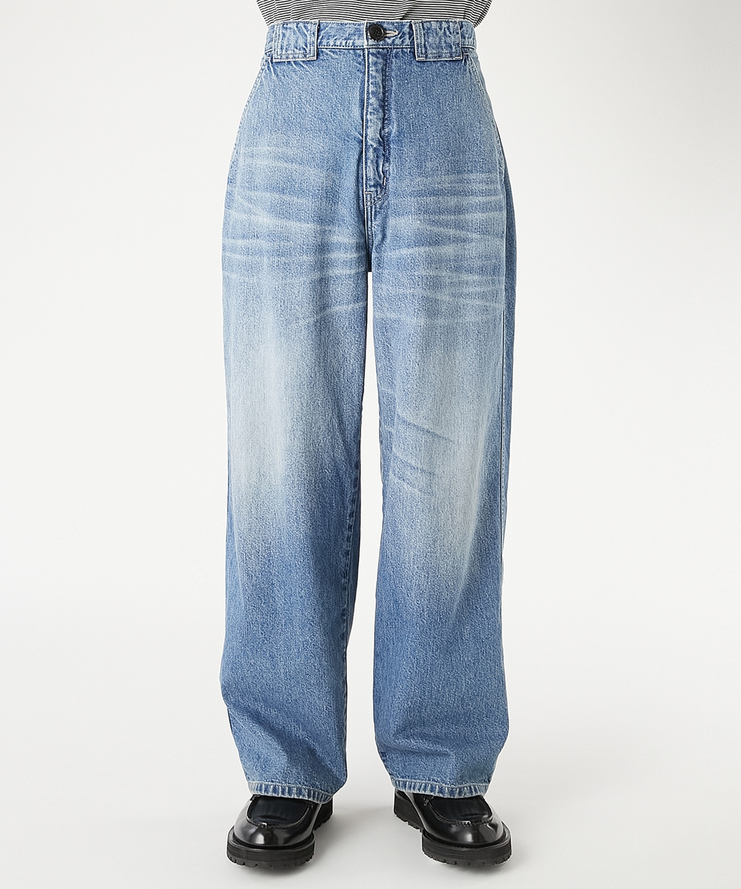 2261-CP26-012-W　デニムパンツ