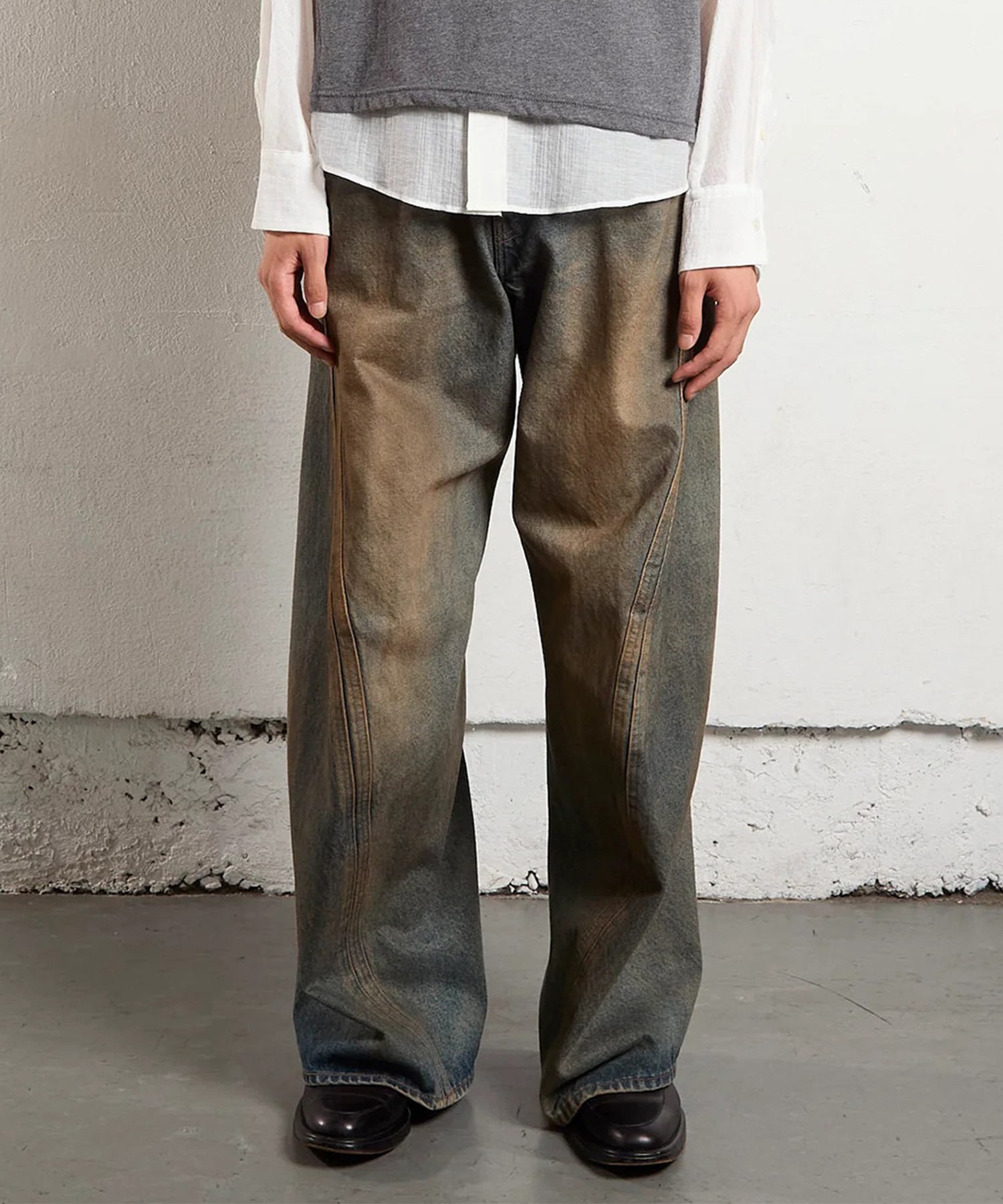 3D TWISTED WIDE LEG JEANS