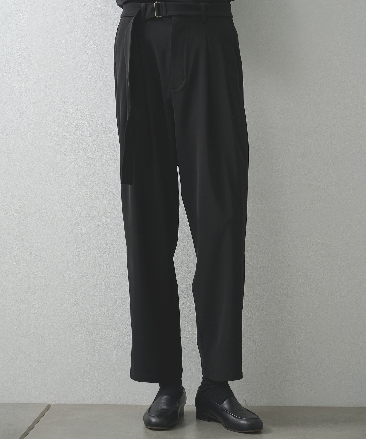 別注 BELTED WIDE TAPERD TROUSERS
