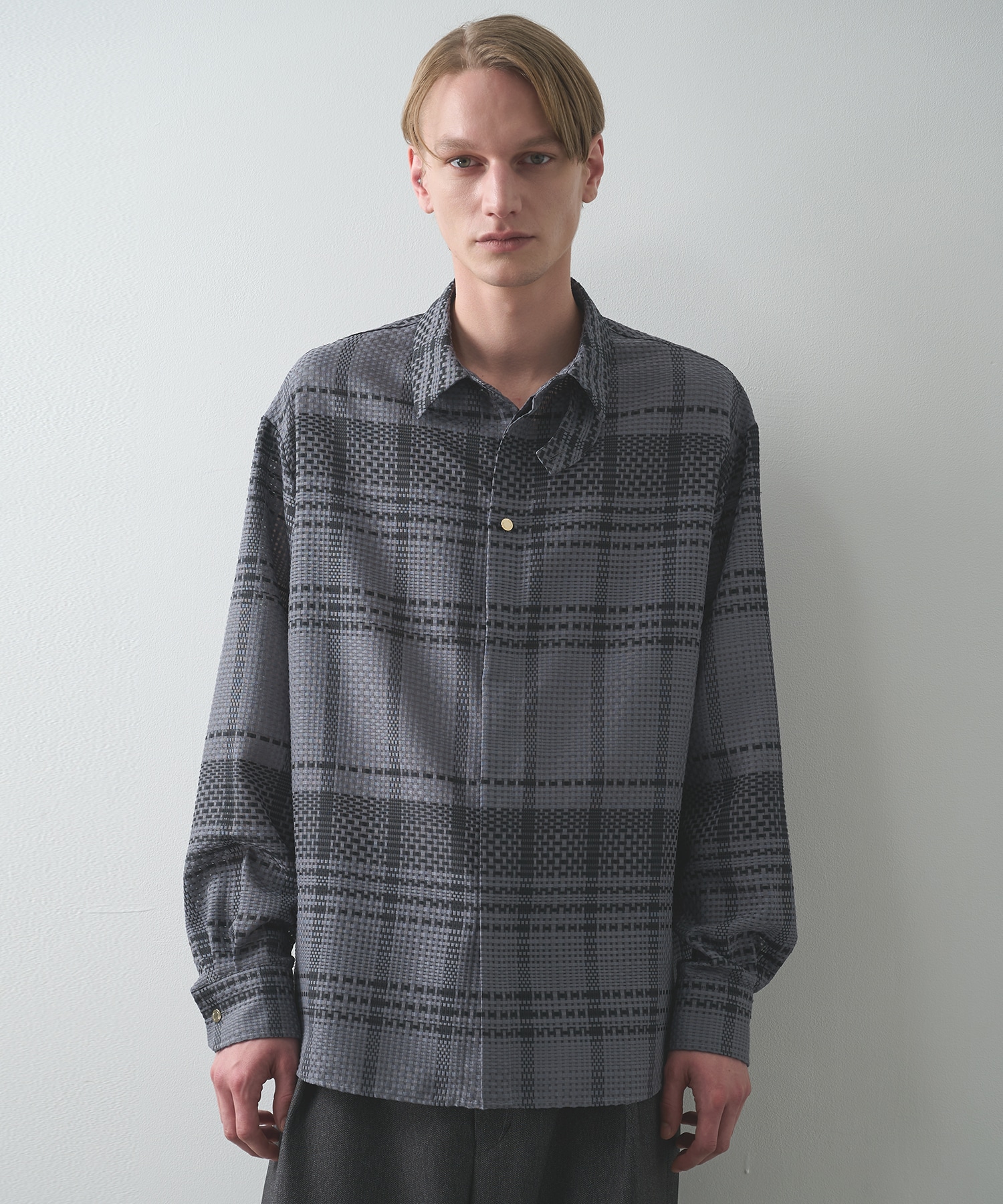 Sheer Tile Check Chin Tab Shirt
