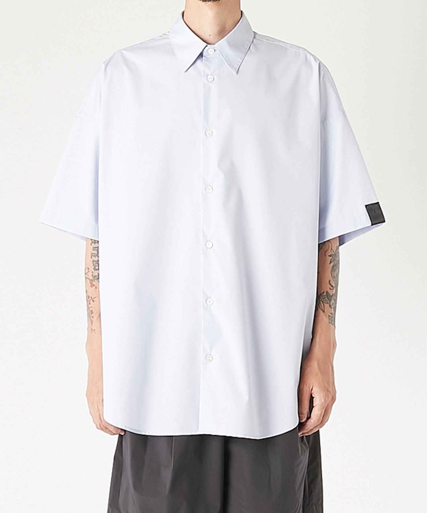 2261-SH12-102-SSシャツ