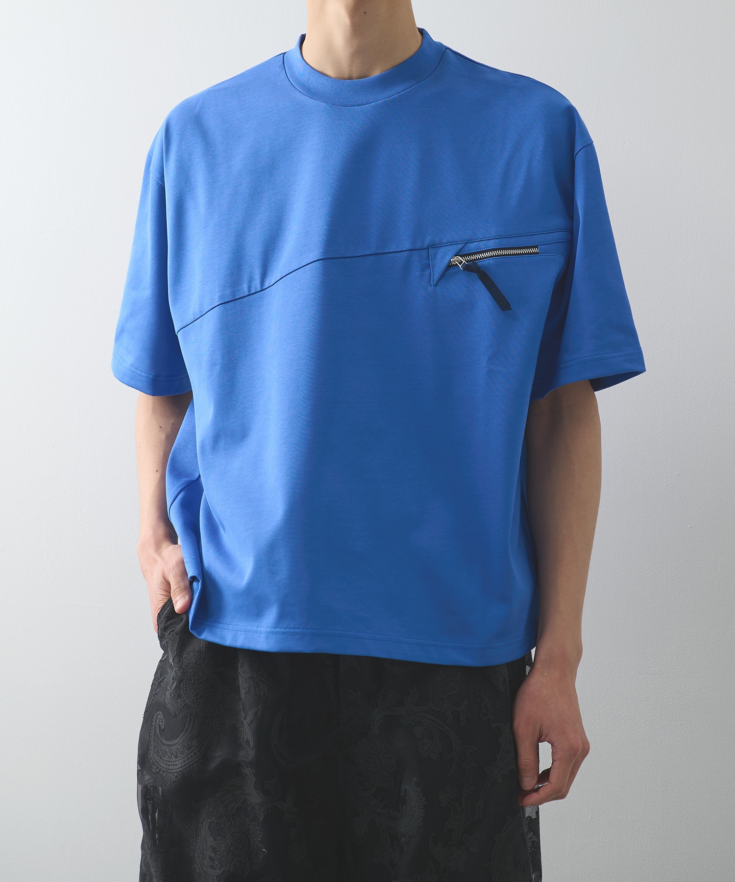 POCKET T-SHIRT