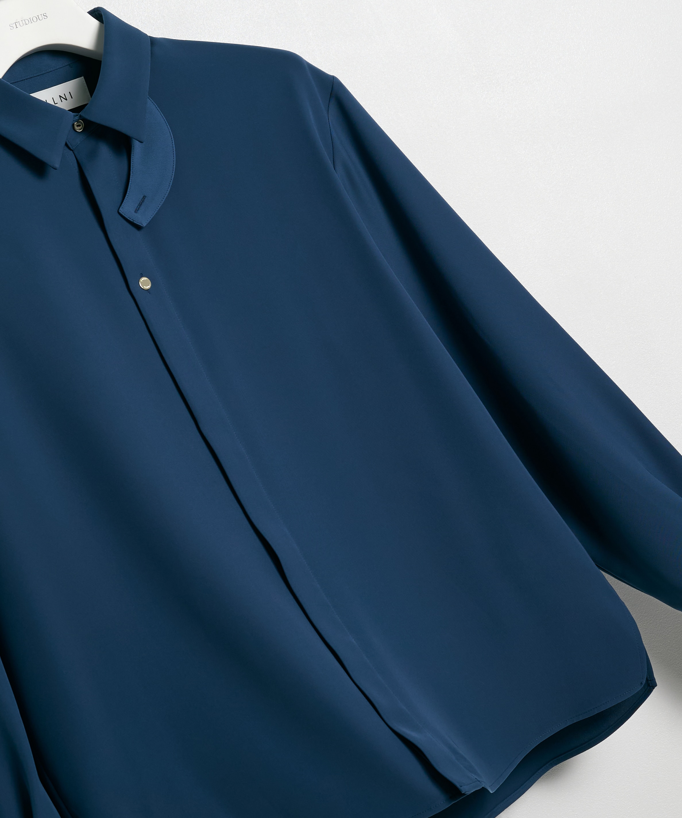 Double Satin Minimal Chin Tab Long Sleeve Shirt