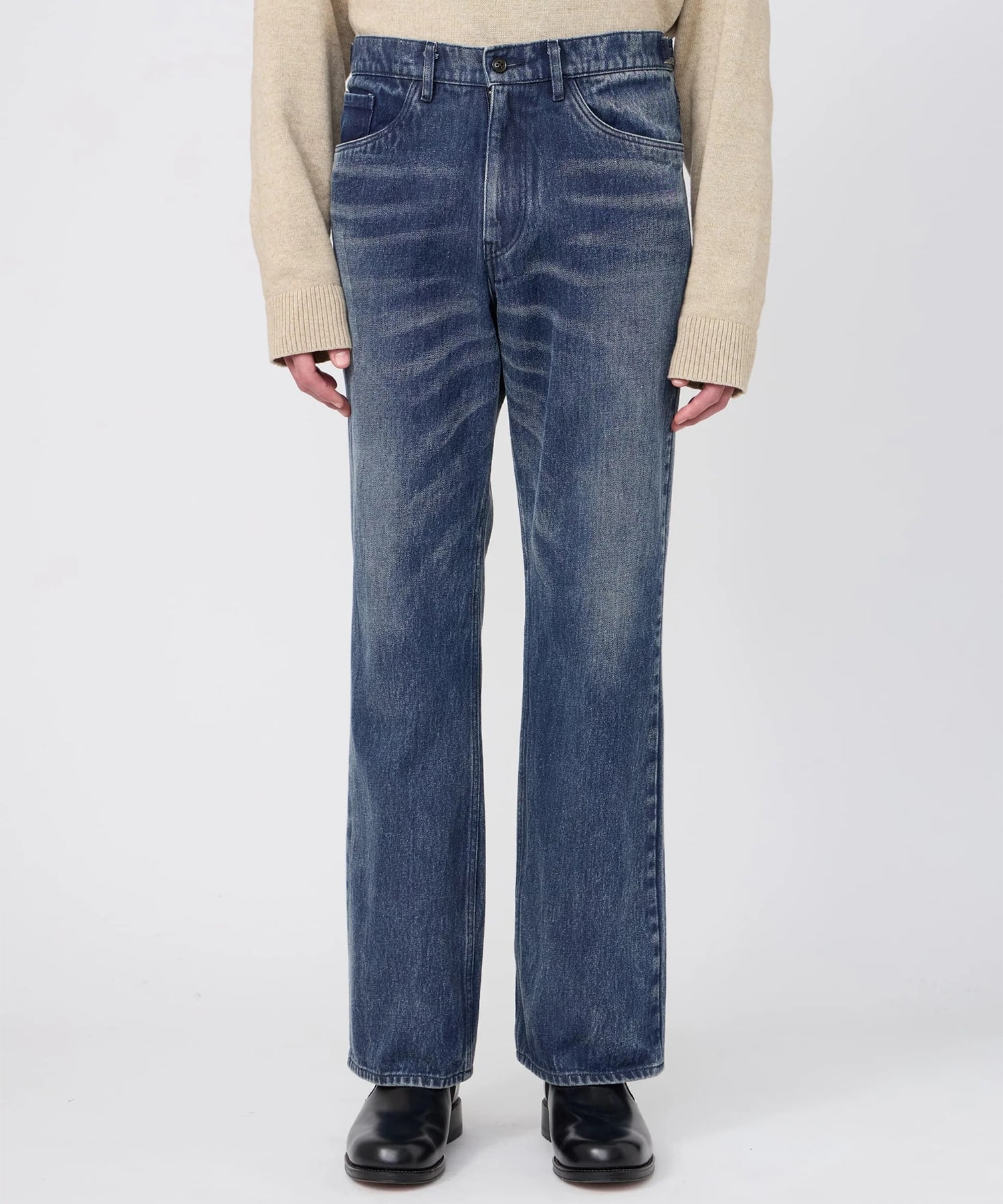 SEMI FLARE JEANS