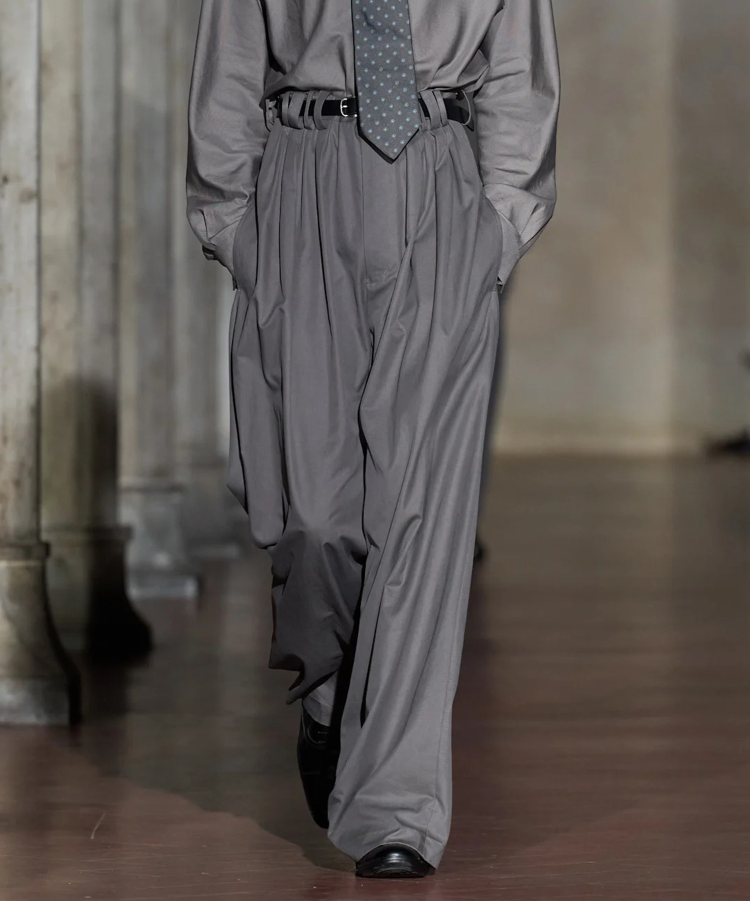 EIGHT TUCK HIGH WEST TROUSERS