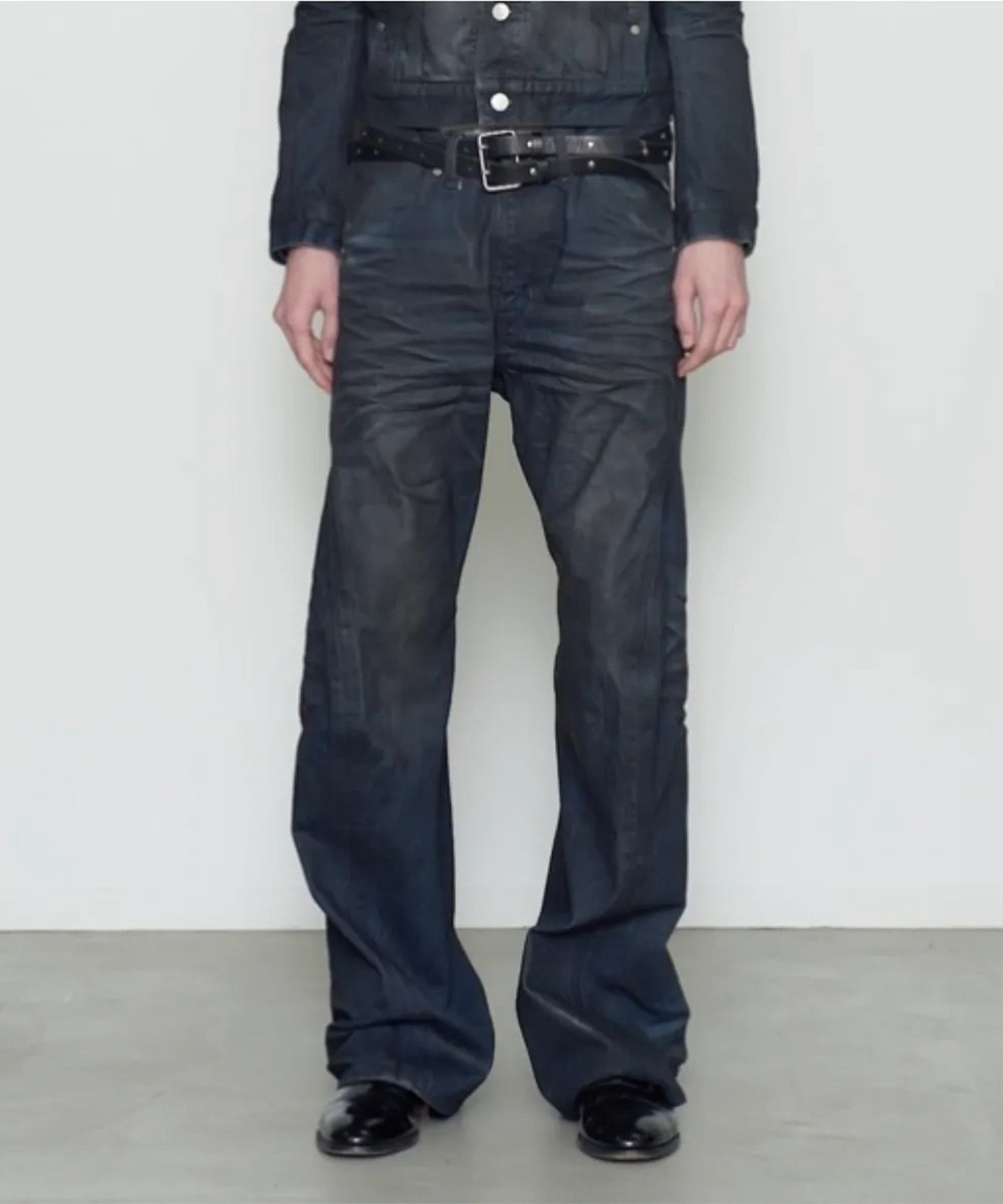 3D TWISTED JEANS
