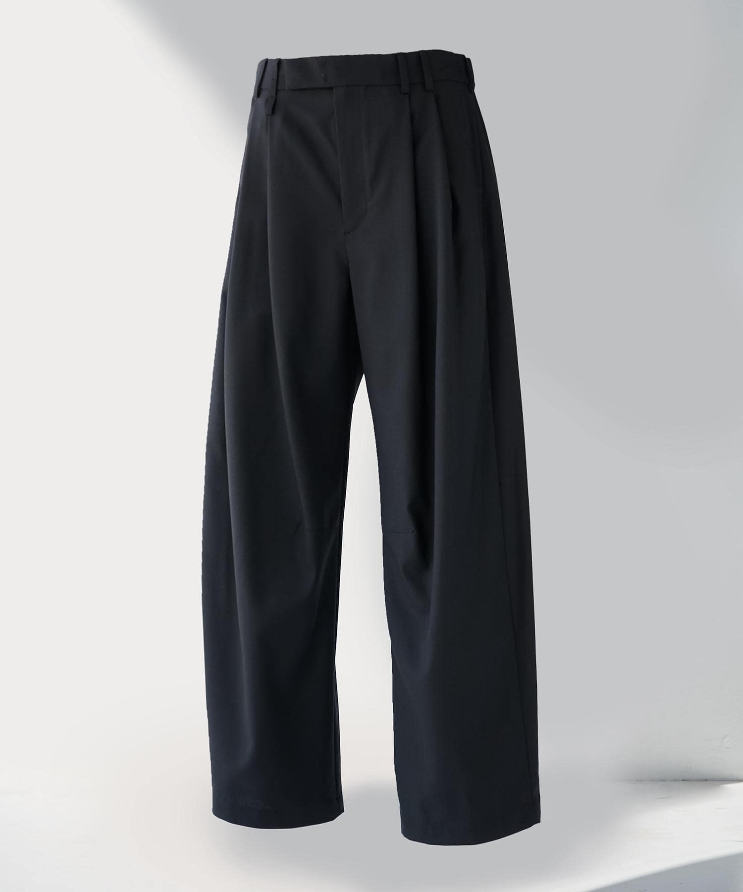 2Tuck Curve Slacks