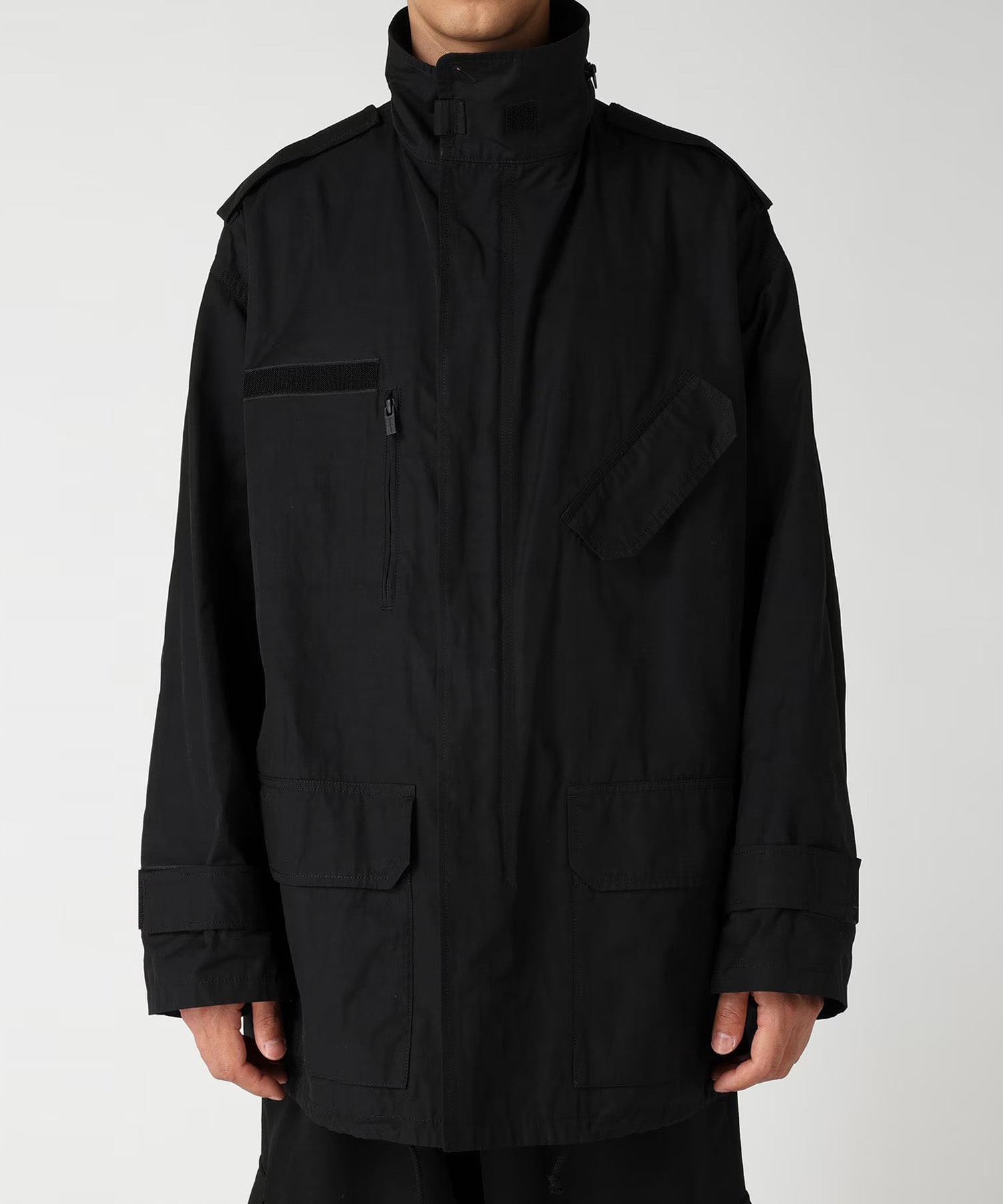 PACKABLE HOOD BLOUSON