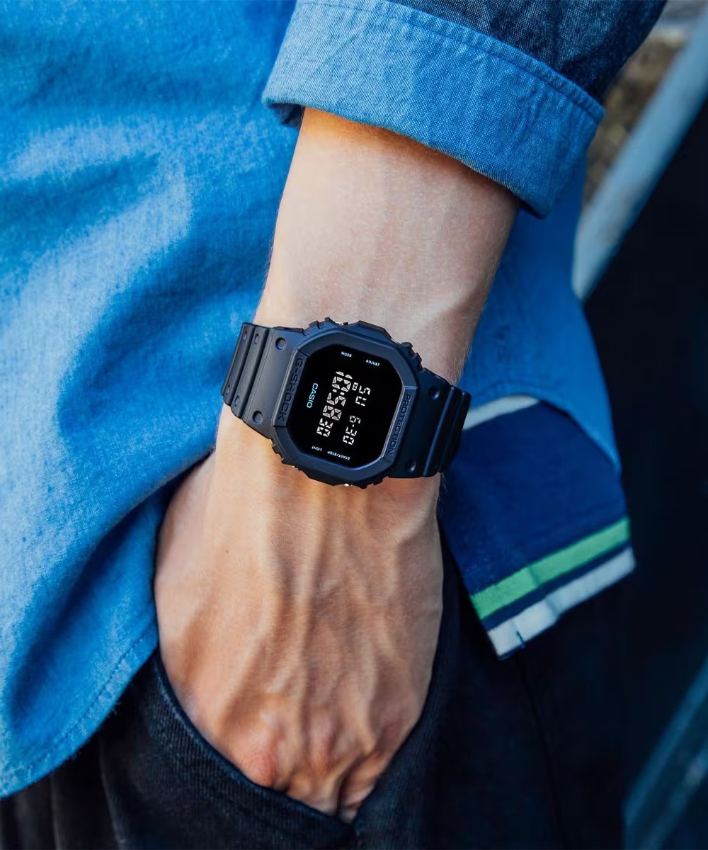 DW-5600UBB-1JF
