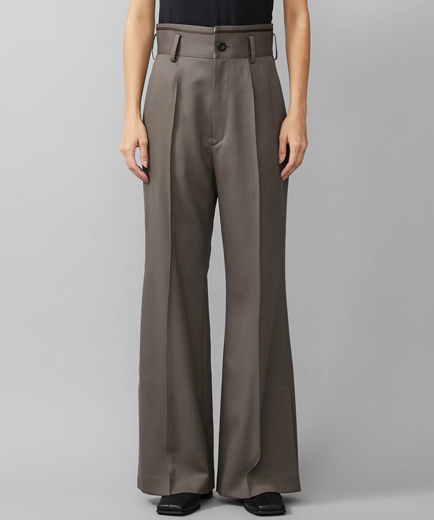〈別注〉Slit Flare Pants