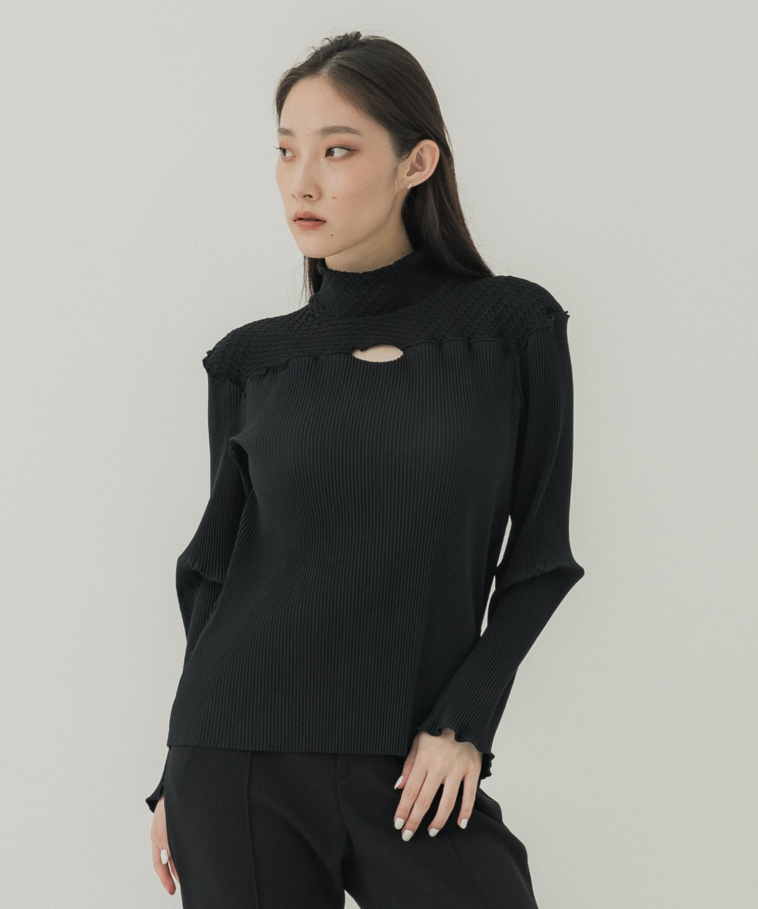 Pleats Sheer Top(FREE BLACK): STUDIOUS: WOMENS｜ STUDIOUS ONLINE