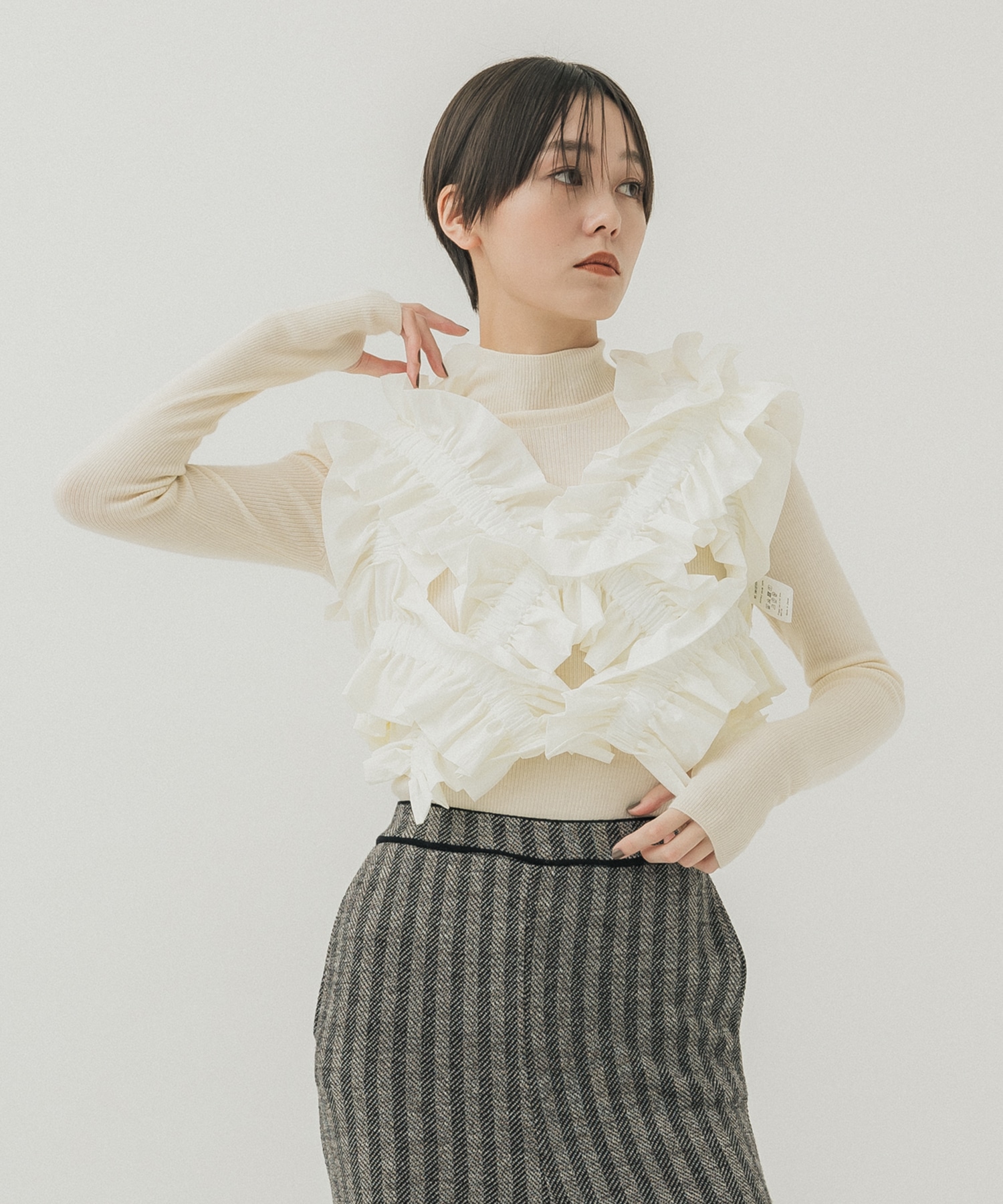 kiki frill vest(FREE WHITE): HOUGA: WOMENS｜ STUDIOUS ONLINE公式