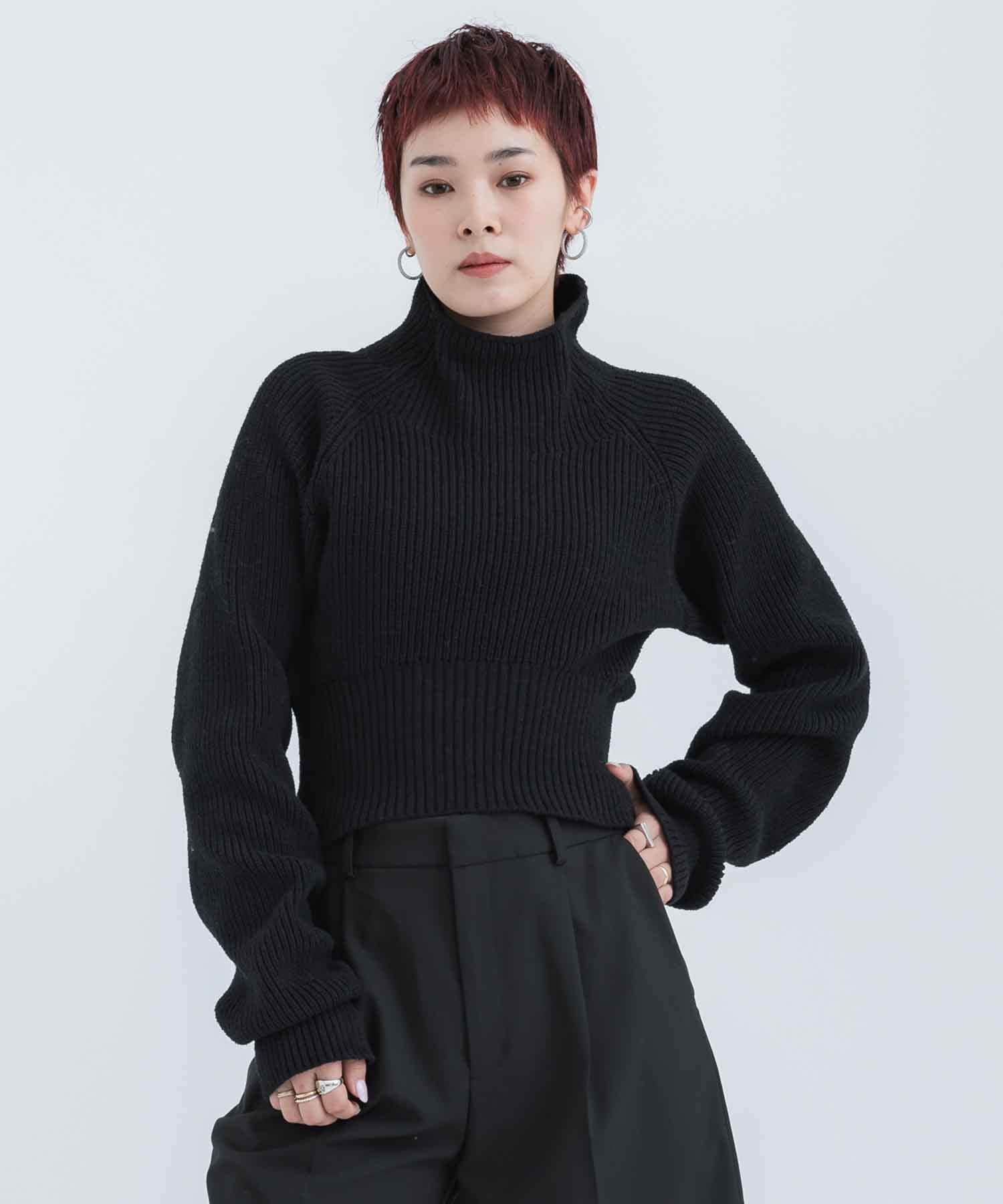 Cropped Chanky Knit Top