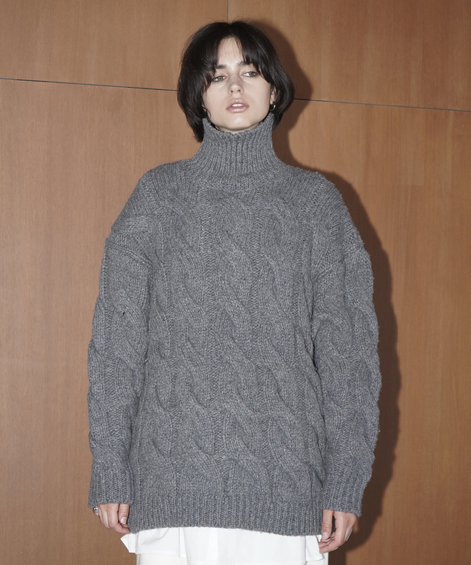 BIG CABLE OVER HAND KNIT TOPS