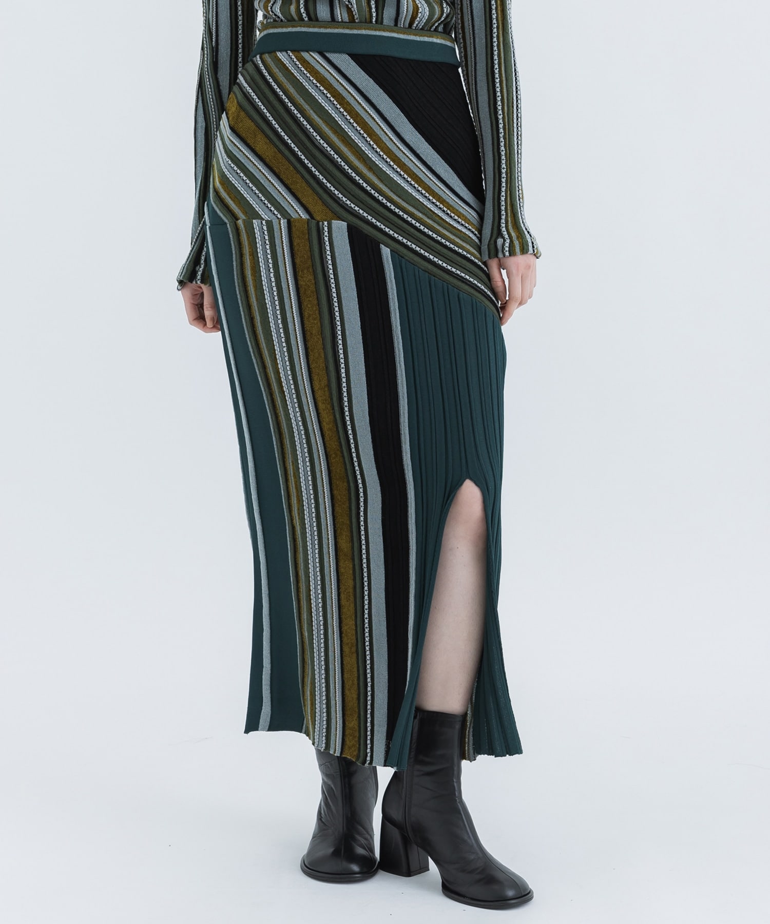 Stripe Jacquard Knitted Skirt