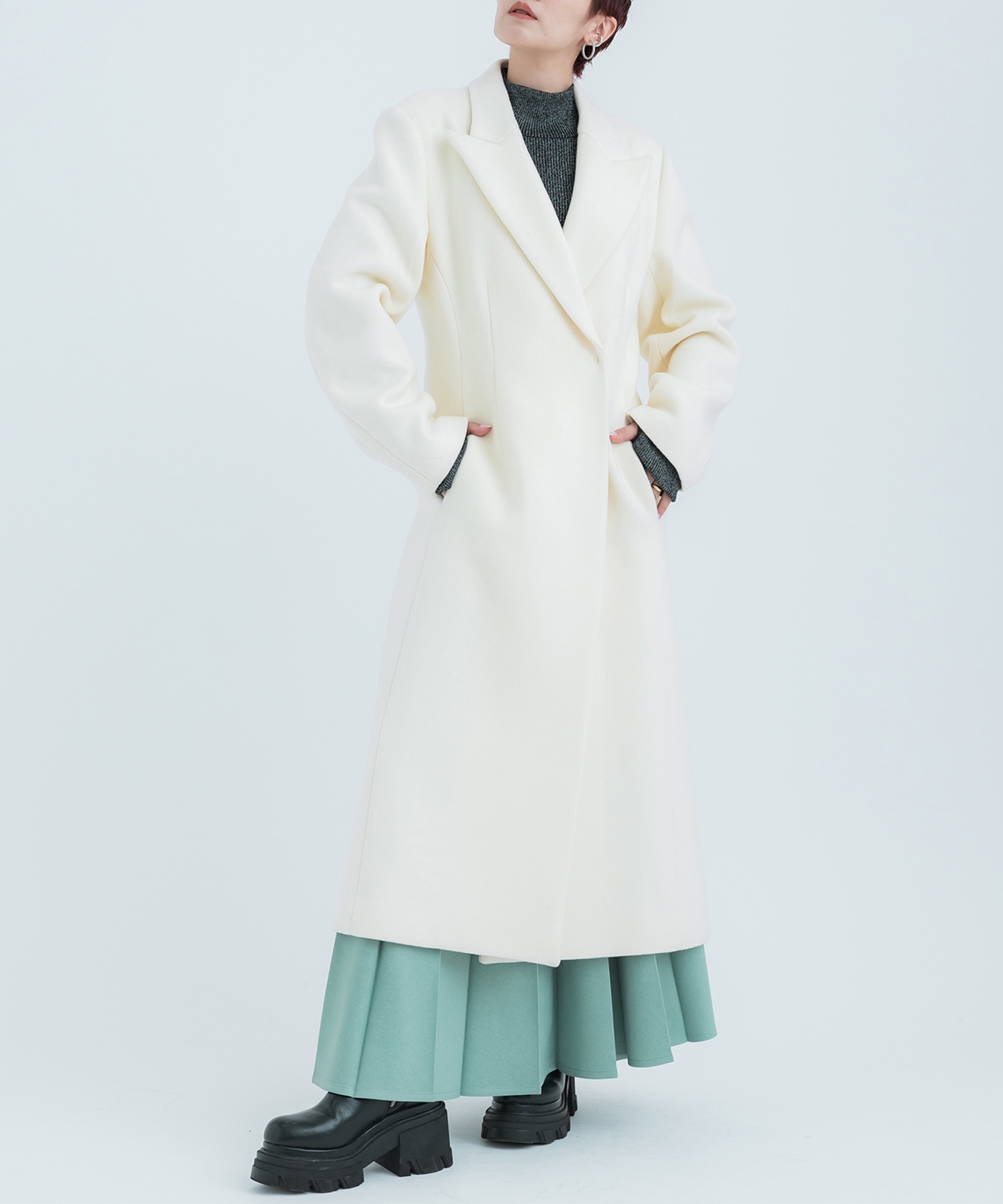 Super140s Peaked Lapel COAT